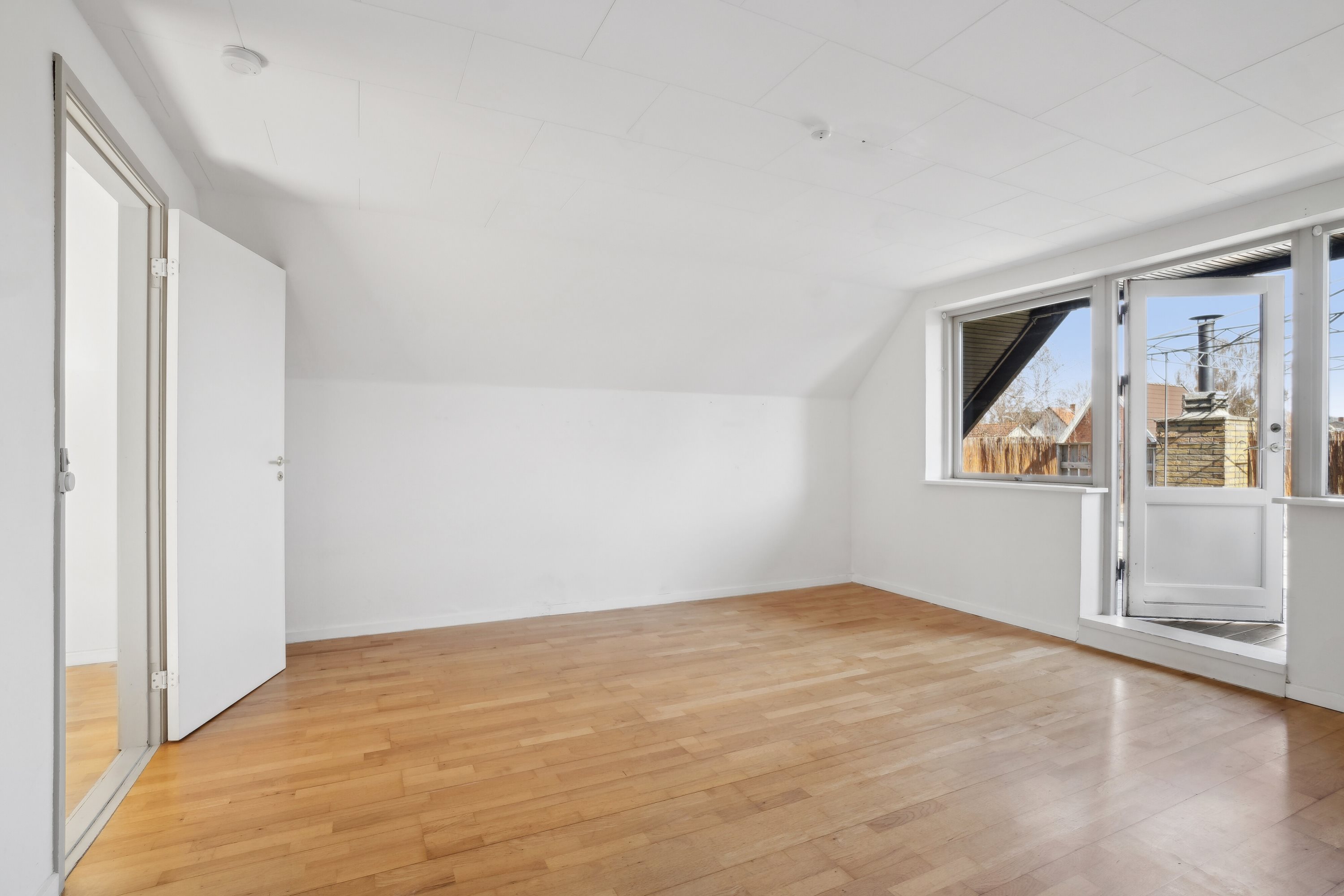 Fremhævet stue billede i fuldskærmstilstand. Billede af Lille Kregmevej 10A, 1., Kregme, 3300 Frederiksværk