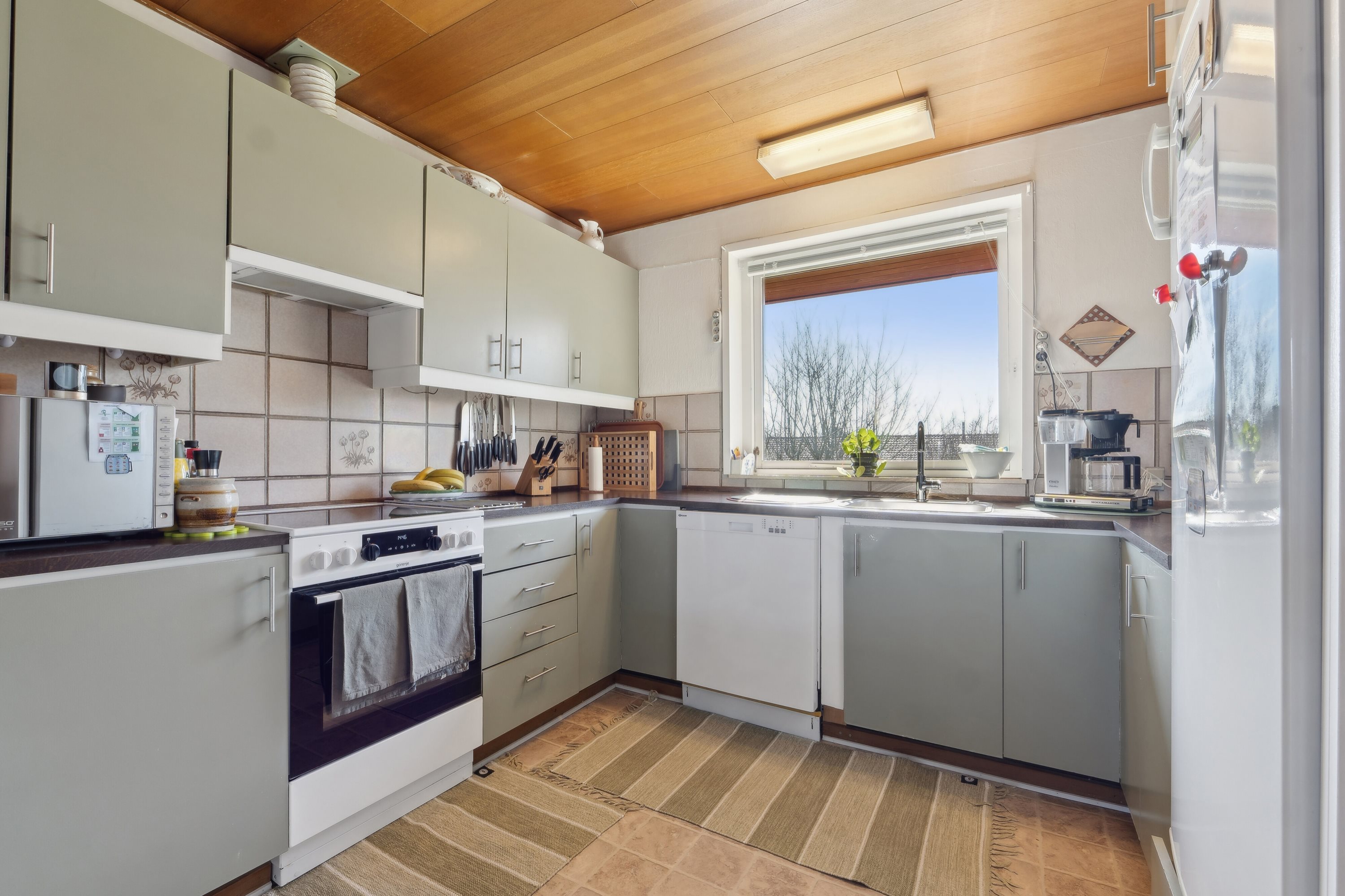 Fremhævet køkken billede i fuldskærmstilstand. Billede af Pilehaven 10, Tryggelev, 5932 Humble