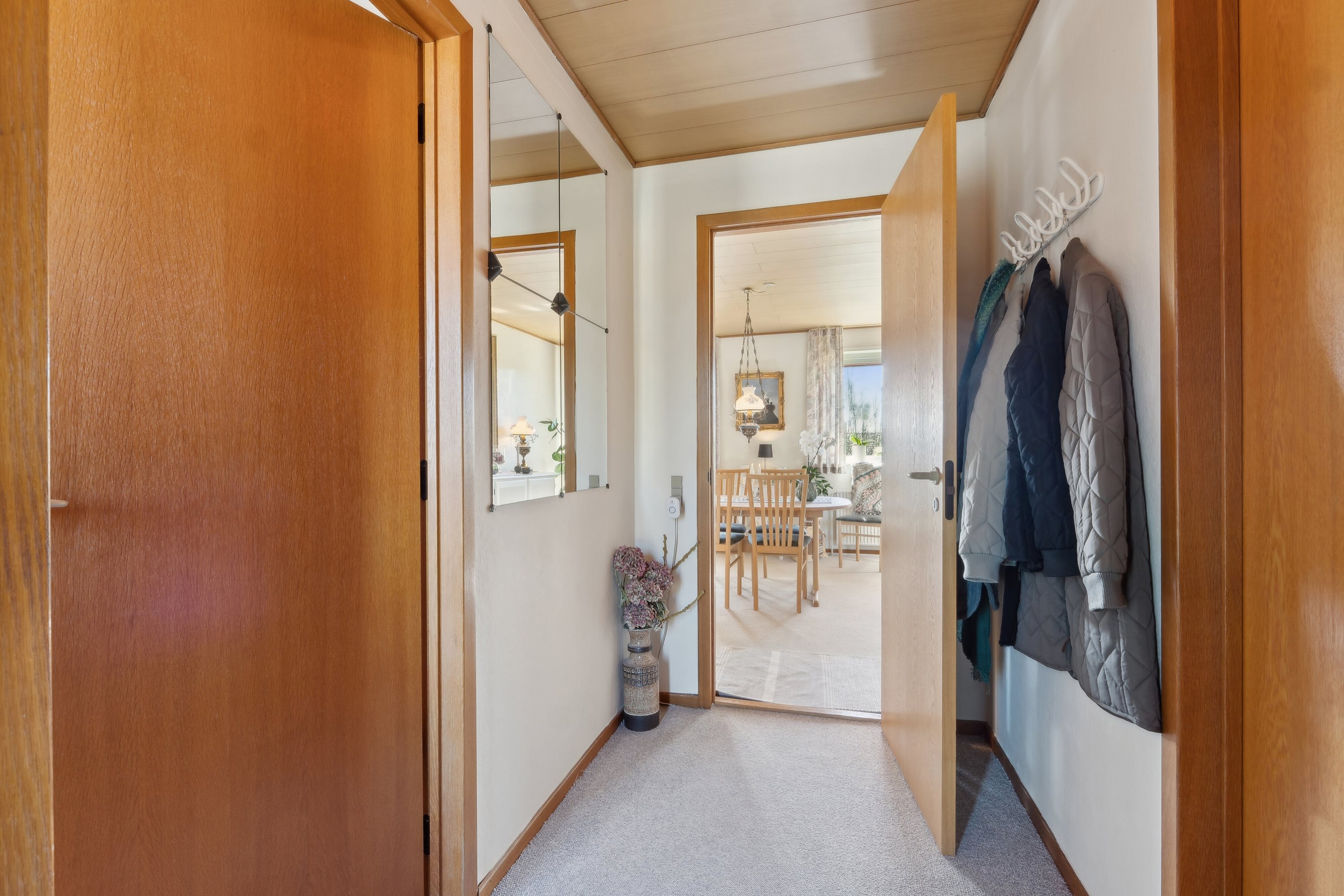 Miniaturebillede 2: gang. Billede af Pilehaven 10, Tryggelev, 5932 Humble