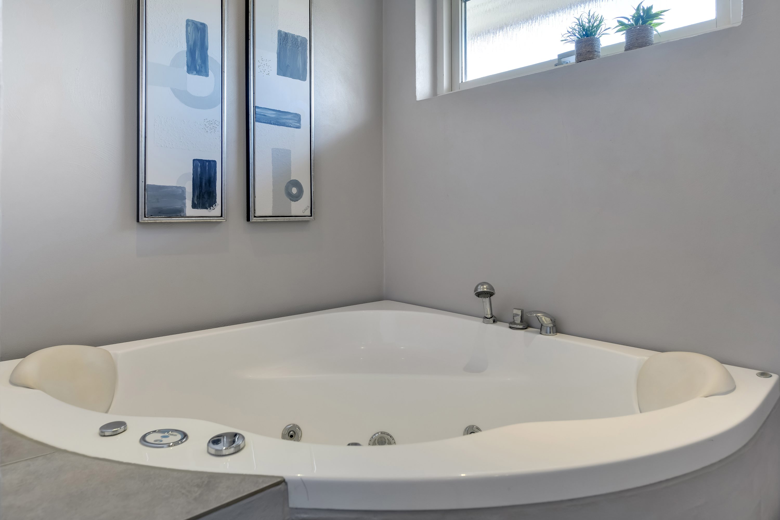 Fremhævet badeværelse billede i fuldskærmstilstand. Billede af Langgade 49, Donslund, 7250 Hejnsvig