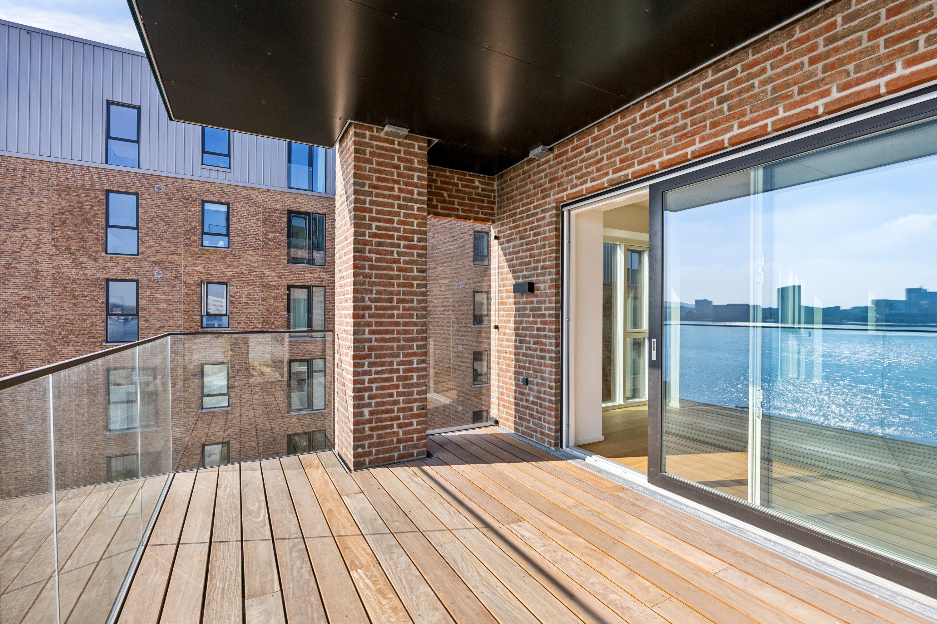 Fremhævet altan billede i fuldskærmstilstand. Billede af Stigsborg Brygge 161, 4. th., 9400 Nørresundby