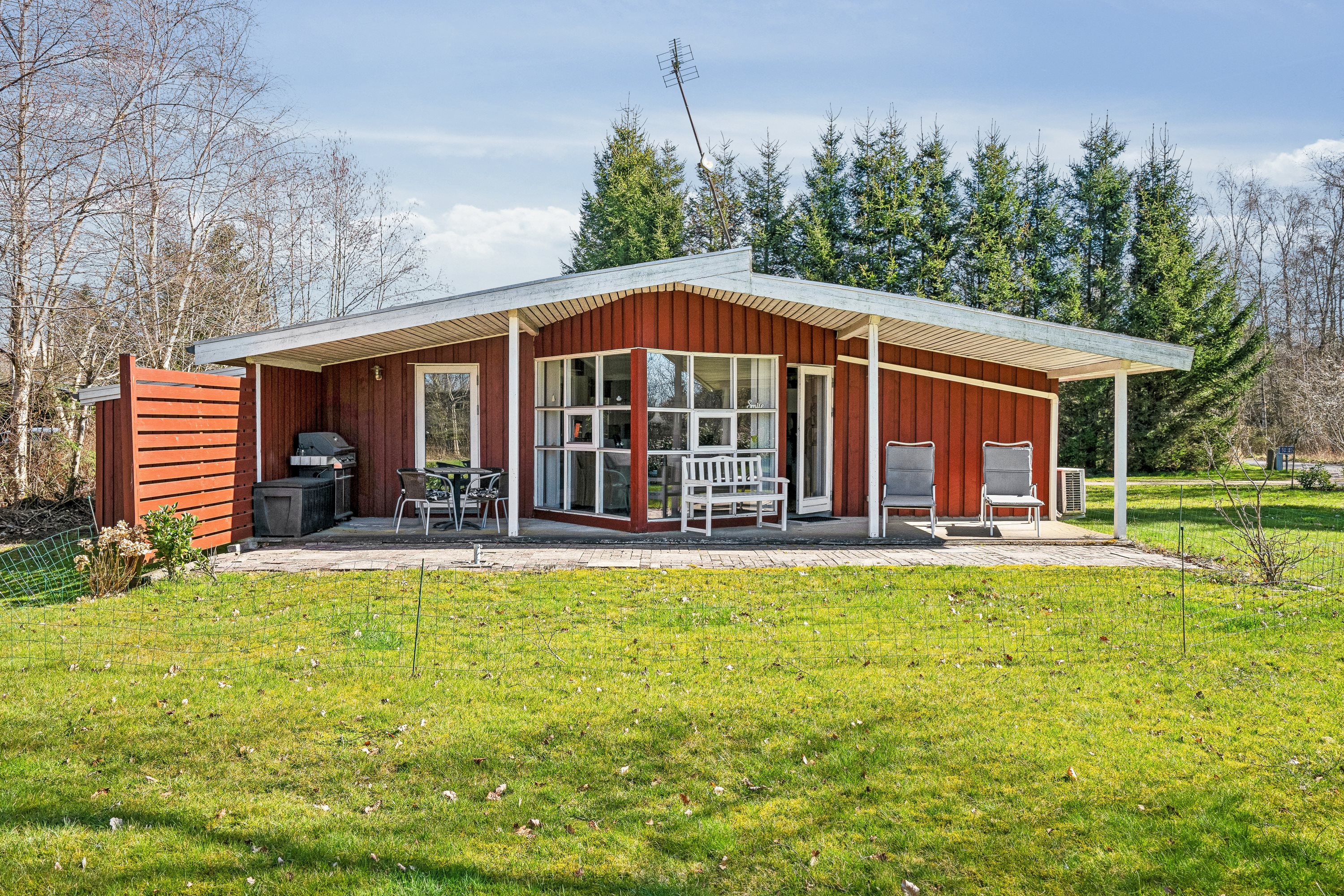 Fremhævet  billede i fuldskærmstilstand. Billede af Sletten 81, Odde, 9560 Hadsund