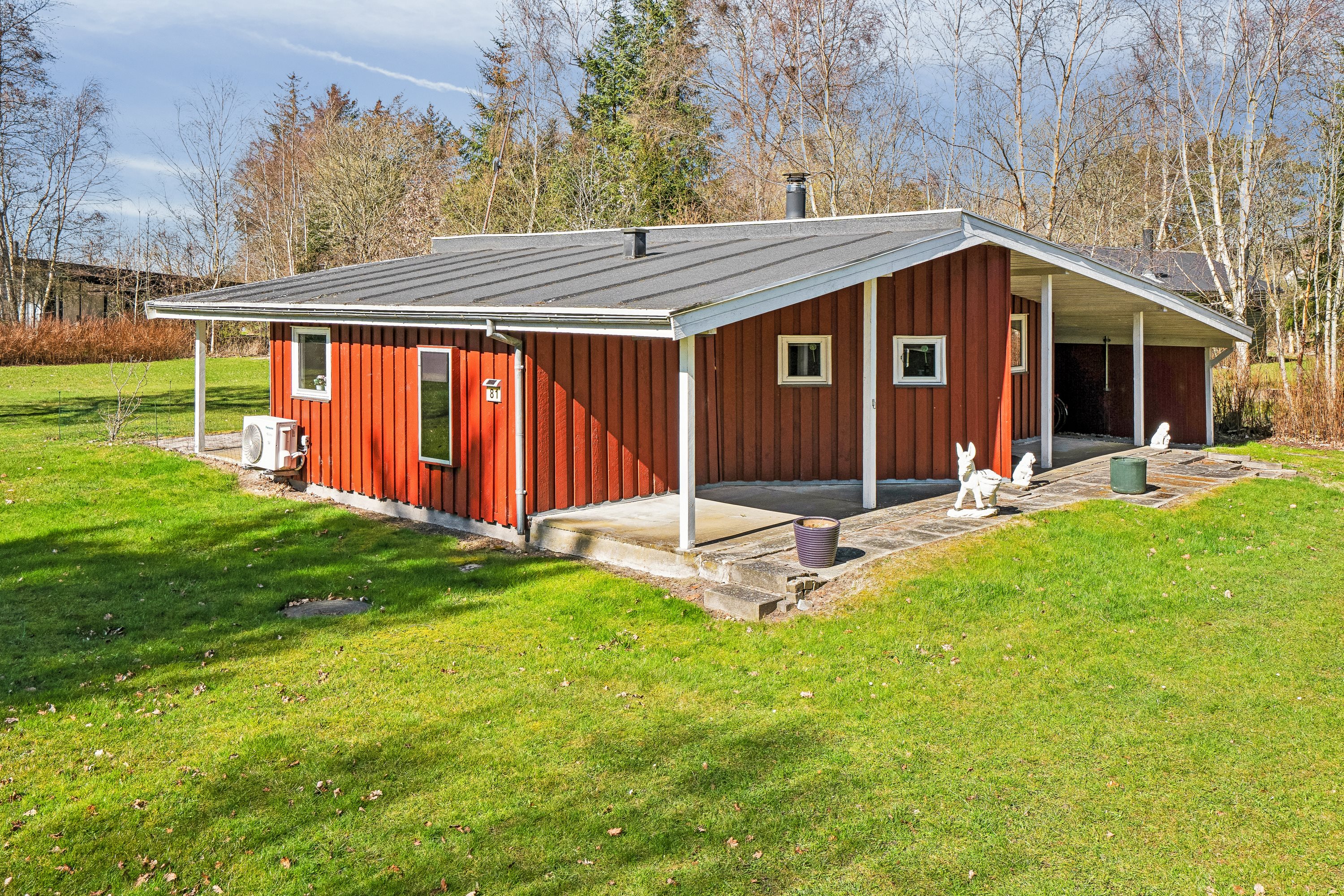 Fremhævet  billede i fuldskærmstilstand. Billede af Sletten 81, Odde, 9560 Hadsund