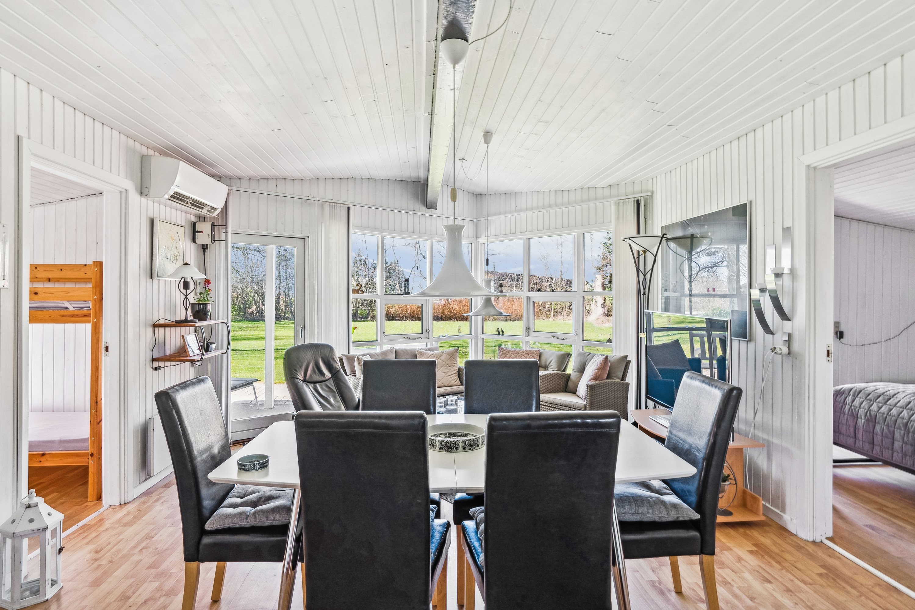 Fremhævet  billede i fuldskærmstilstand. Billede af Sletten 81, Odde, 9560 Hadsund