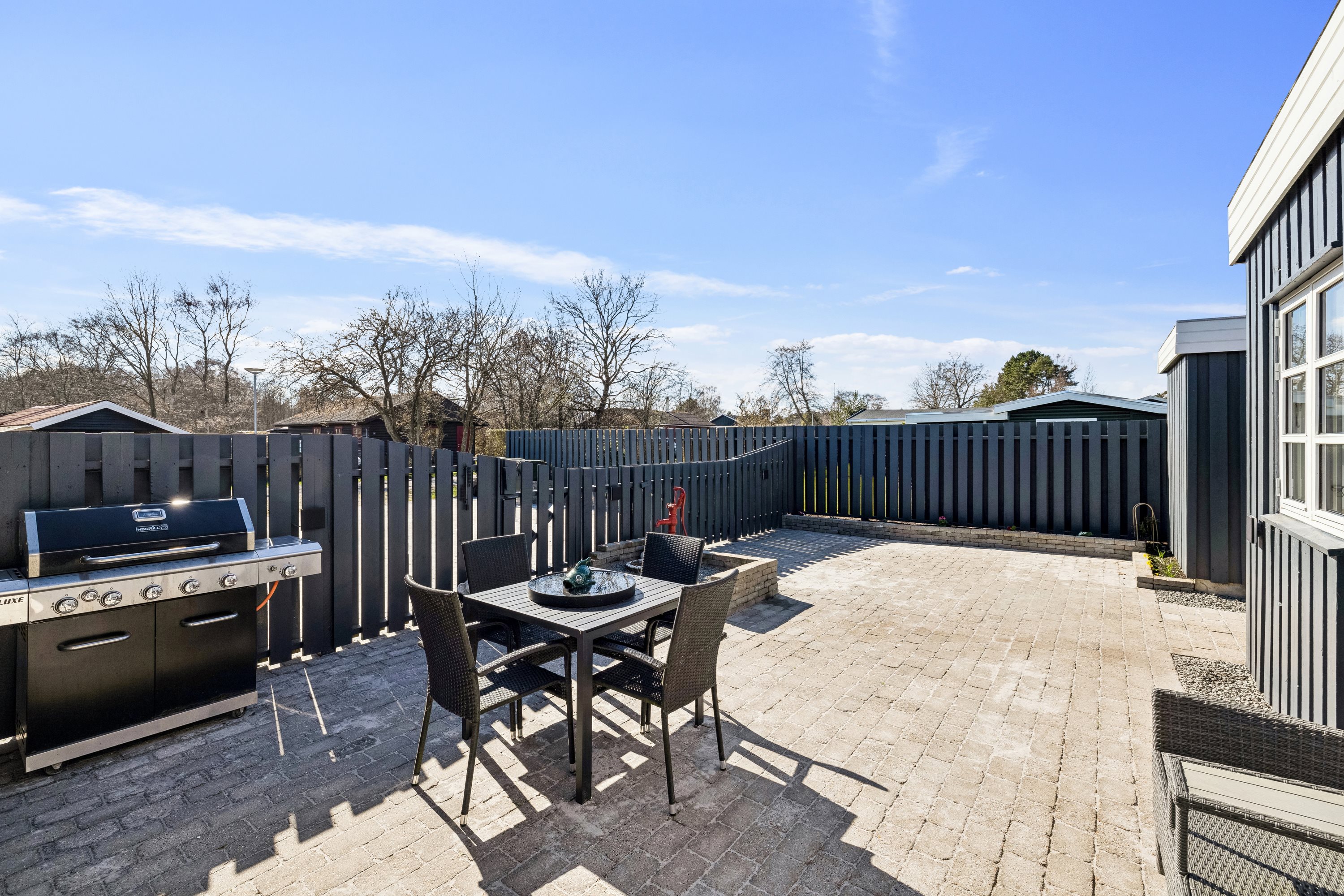 Fremhævet terrasse billede i fuldskærmstilstand. Billede af Pilevej 26, 8500 Grenaa