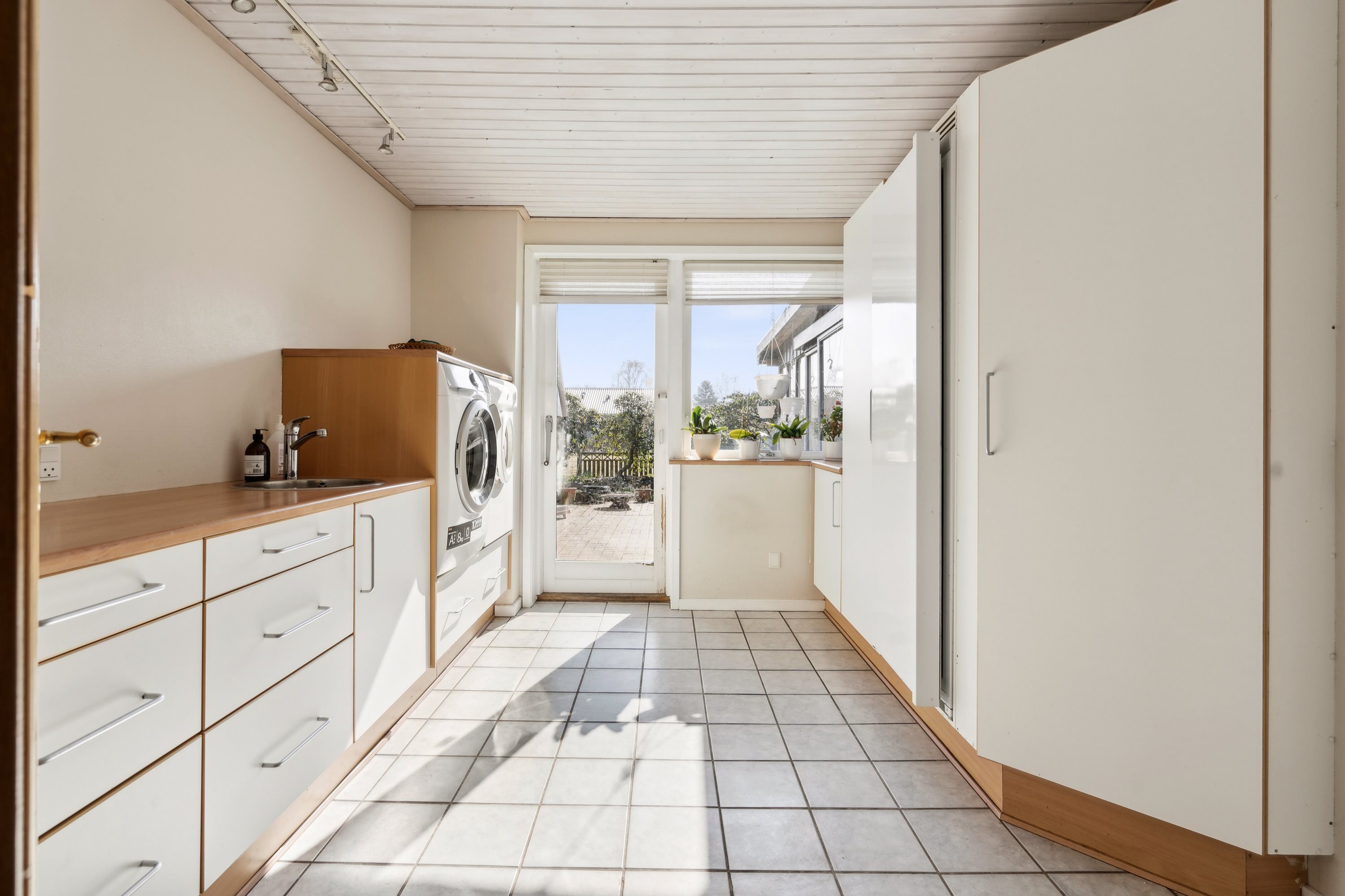 Miniaturebillede 1: indendørs. Billede af Muskatvænget 17, 6360 Tinglev