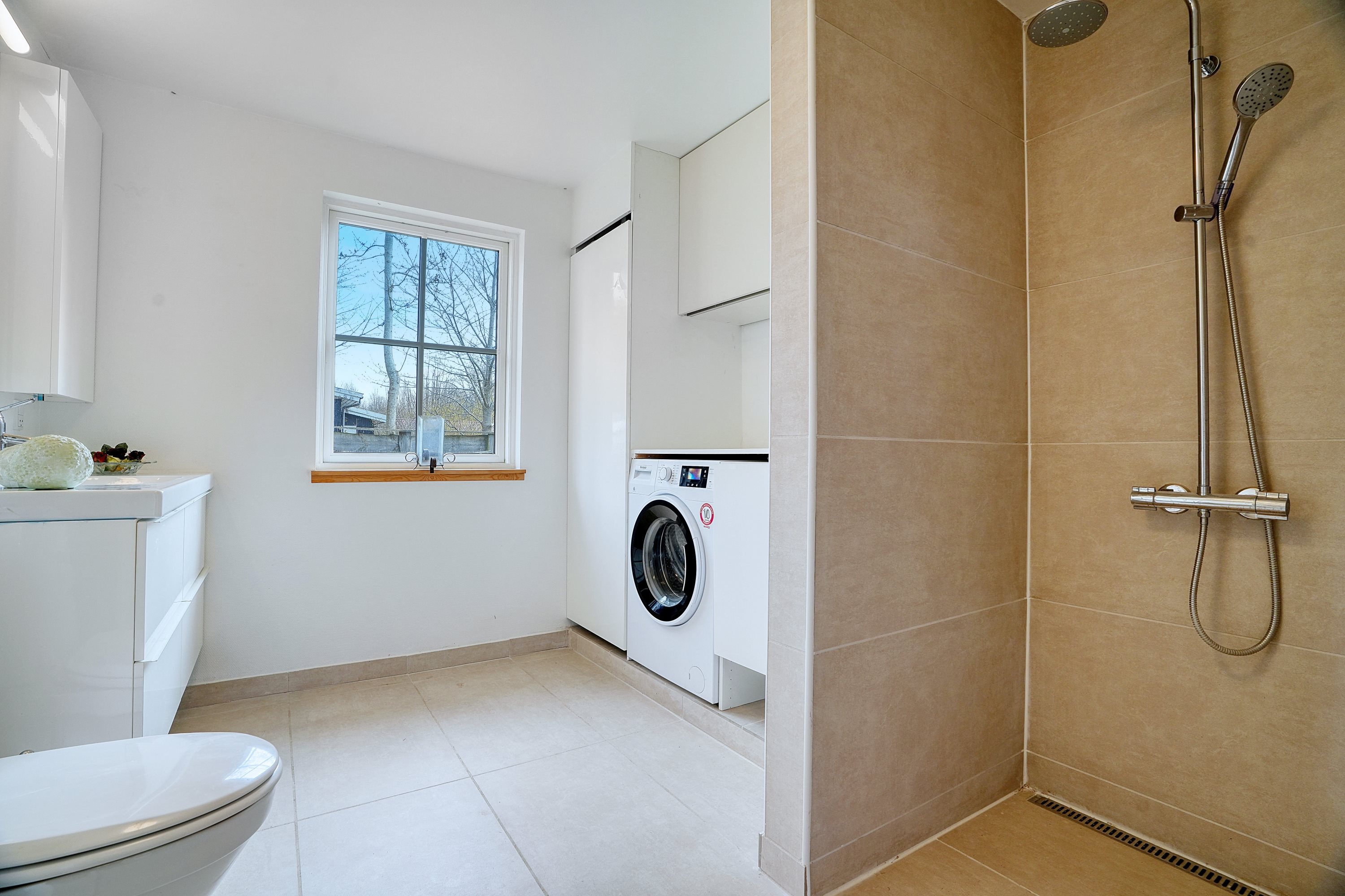 Fremhævet badeværelse billede i fuldskærmstilstand. Billede af Engvej 27, Kisserup, 4300 Holbæk