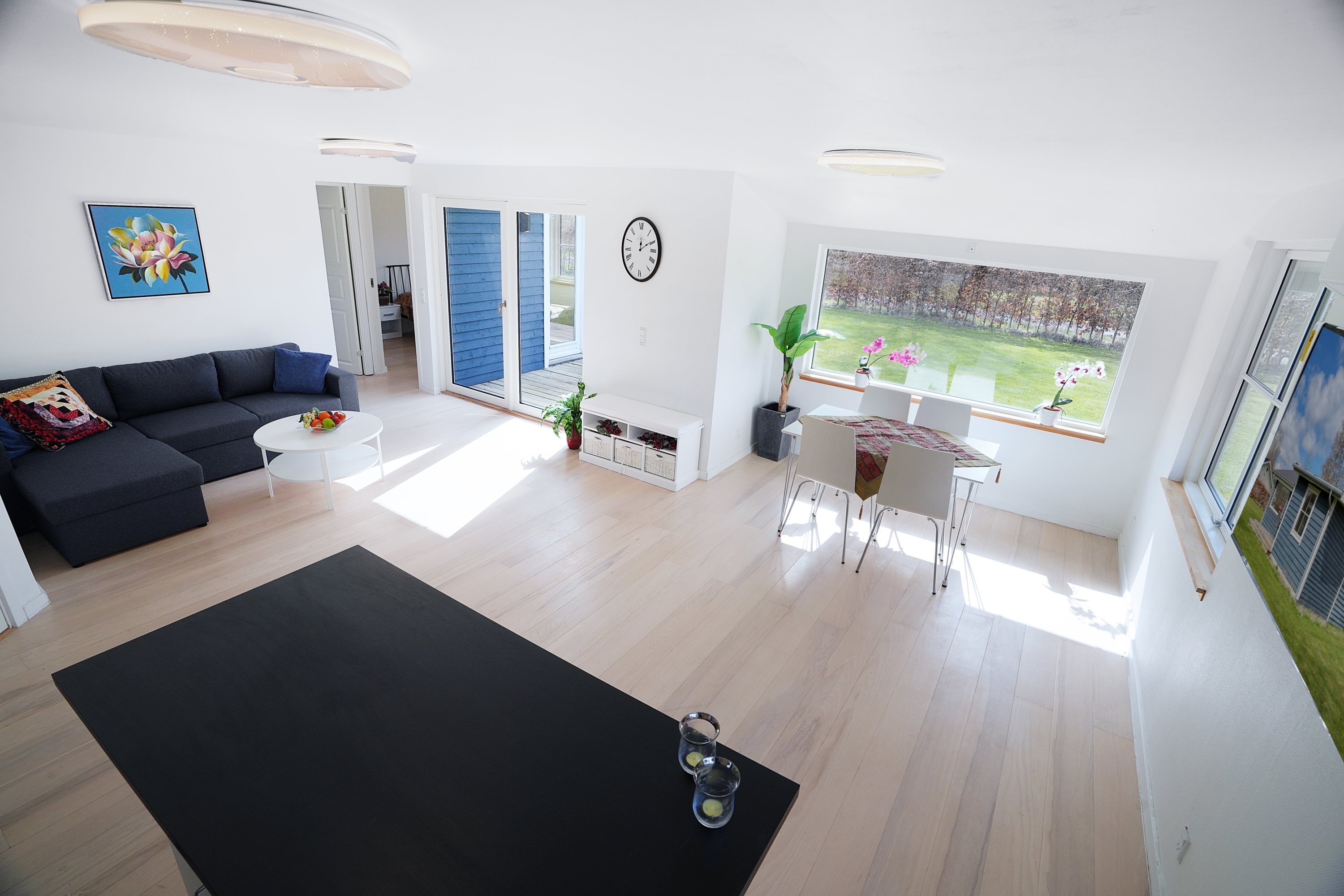 Fremhævet stue billede i fuldskærmstilstand. Billede af Engvej 27, Kisserup, 4300 Holbæk