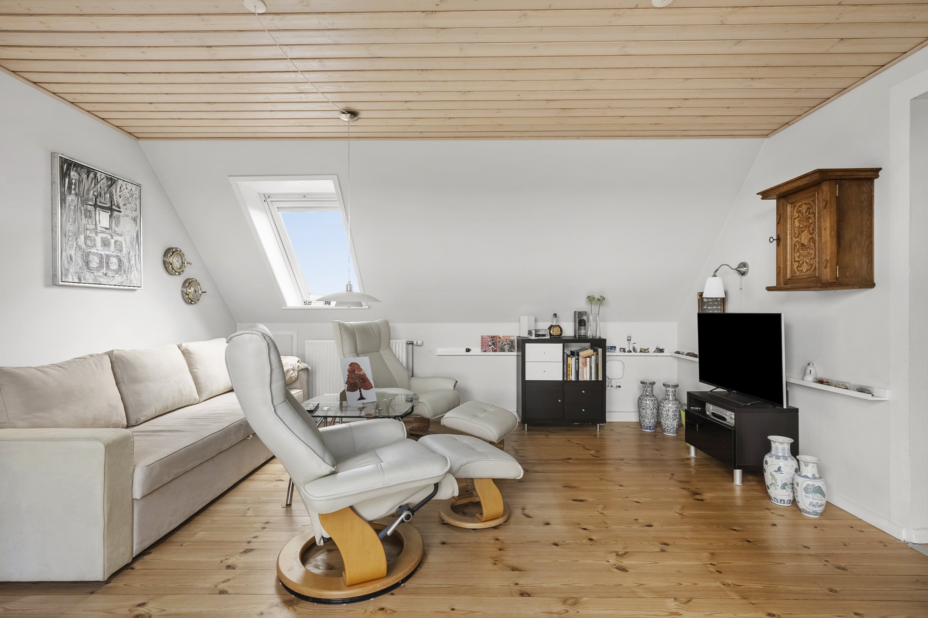 Fremhævet stue billede i fuldskærmstilstand. Billede af Glud Kirkevej 52, Glud, 7130 Juelsminde