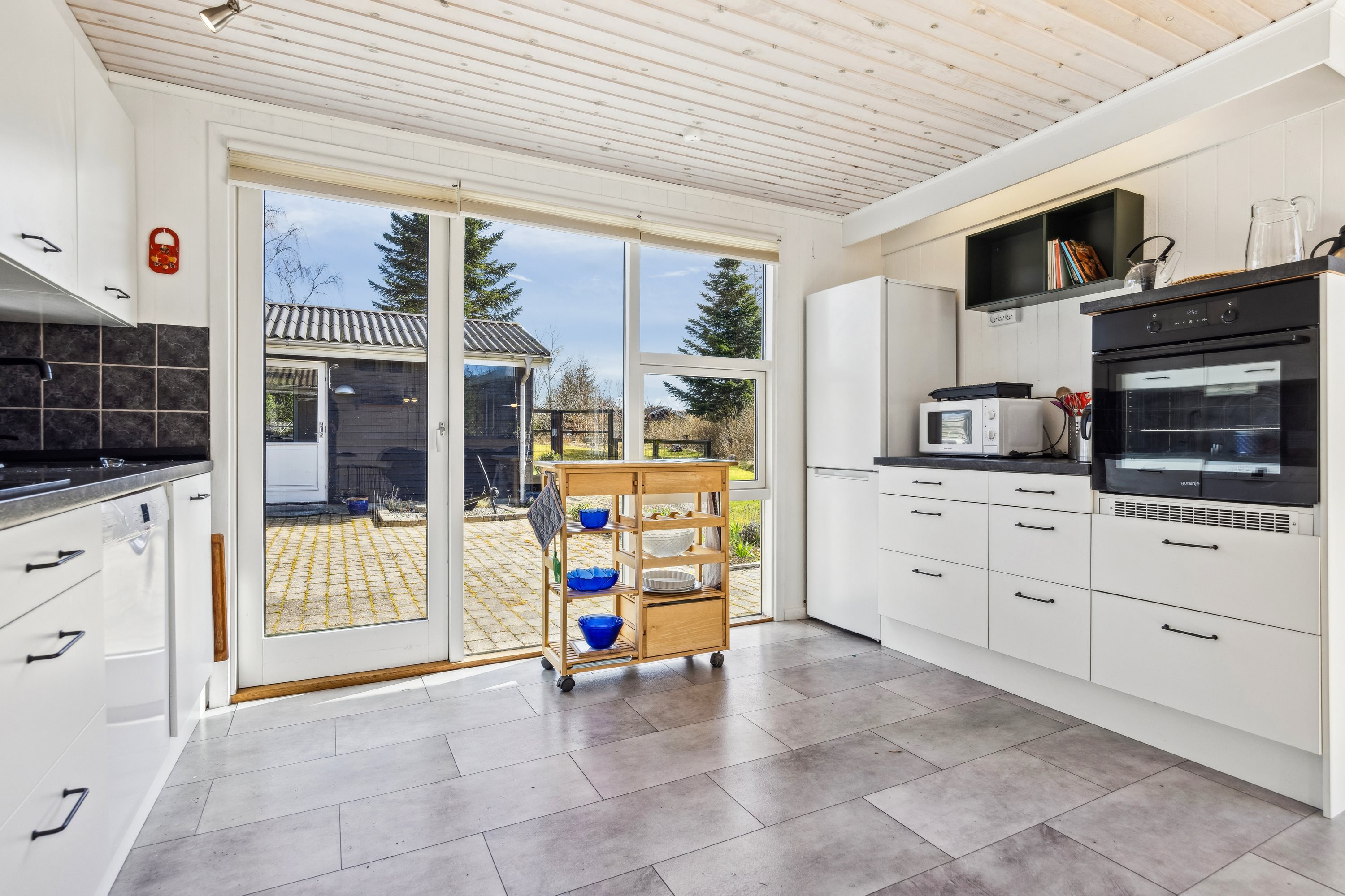 Fremhævet køkken billede i fuldskærmstilstand. Billede af Lamavej 10, Mikkelmark, 9370 Hals