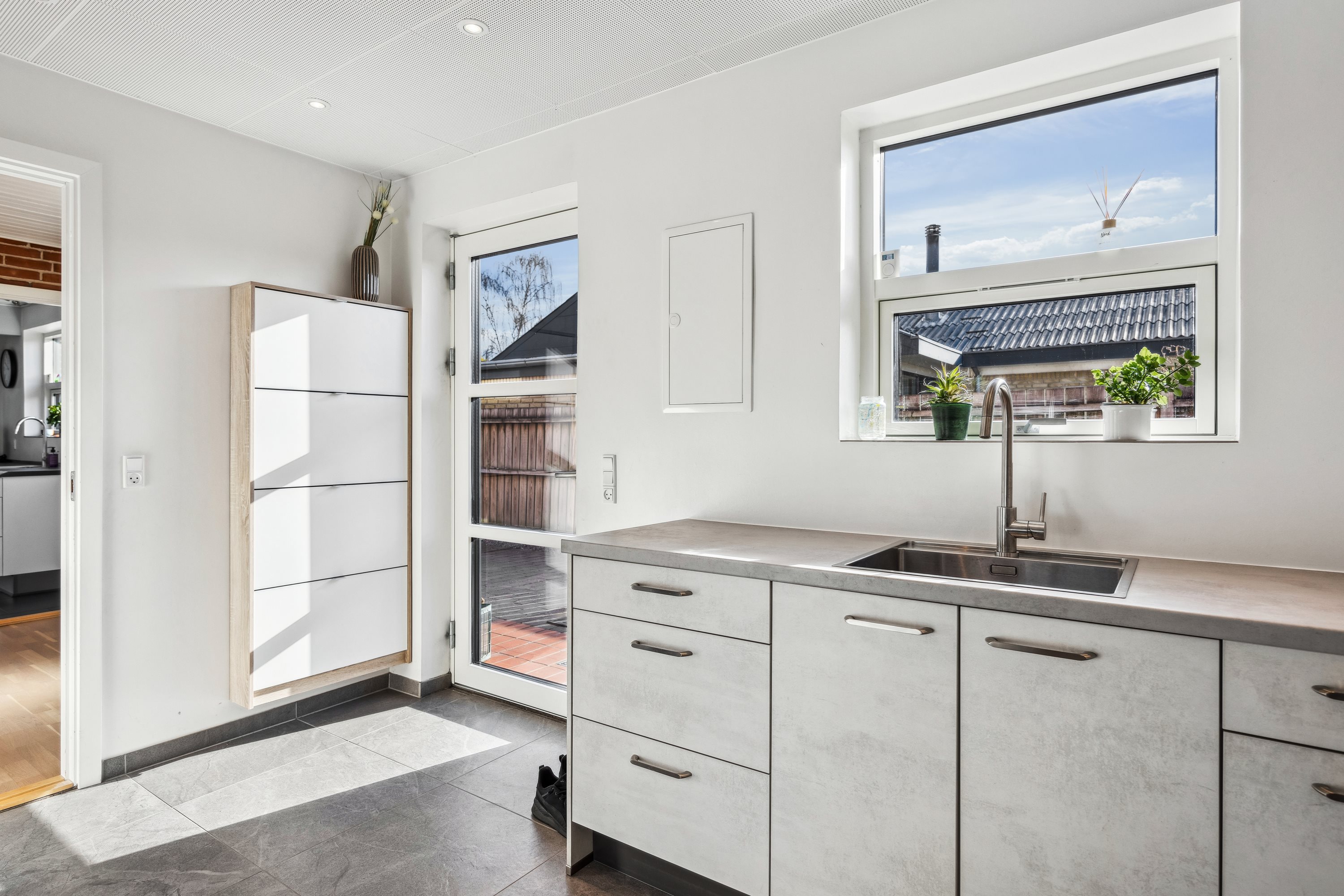 Fremhævet køkken billede i fuldskærmstilstand. Billede af Østervangs Alle 33, 8963 Auning