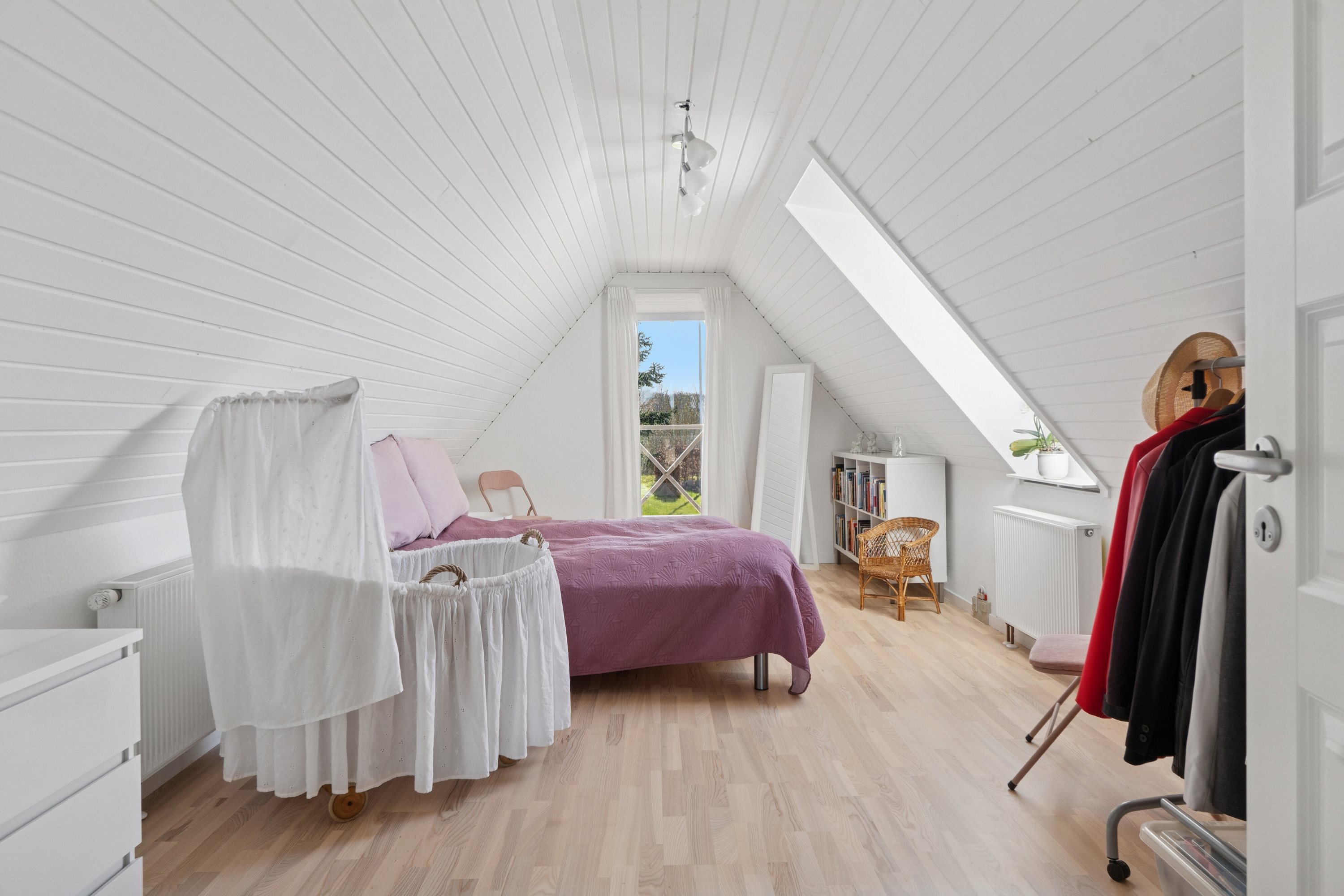 Fremhævet værelse billede i fuldskærmstilstand. Billede af Hovvejen 29, 4772 Langebæk