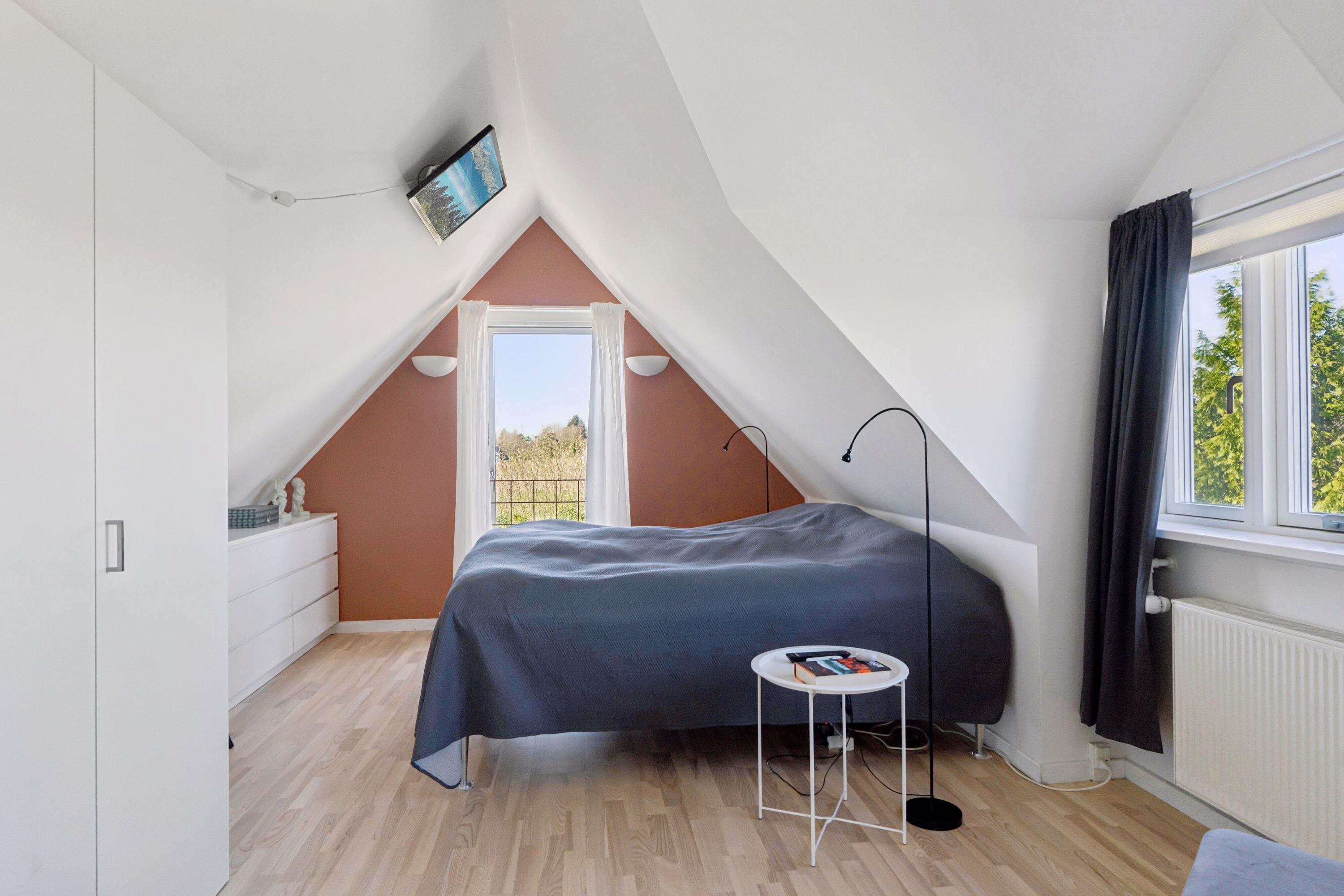 Fremhævet soveværelse billede i fuldskærmstilstand. Billede af Hovvejen 29, 4772 Langebæk