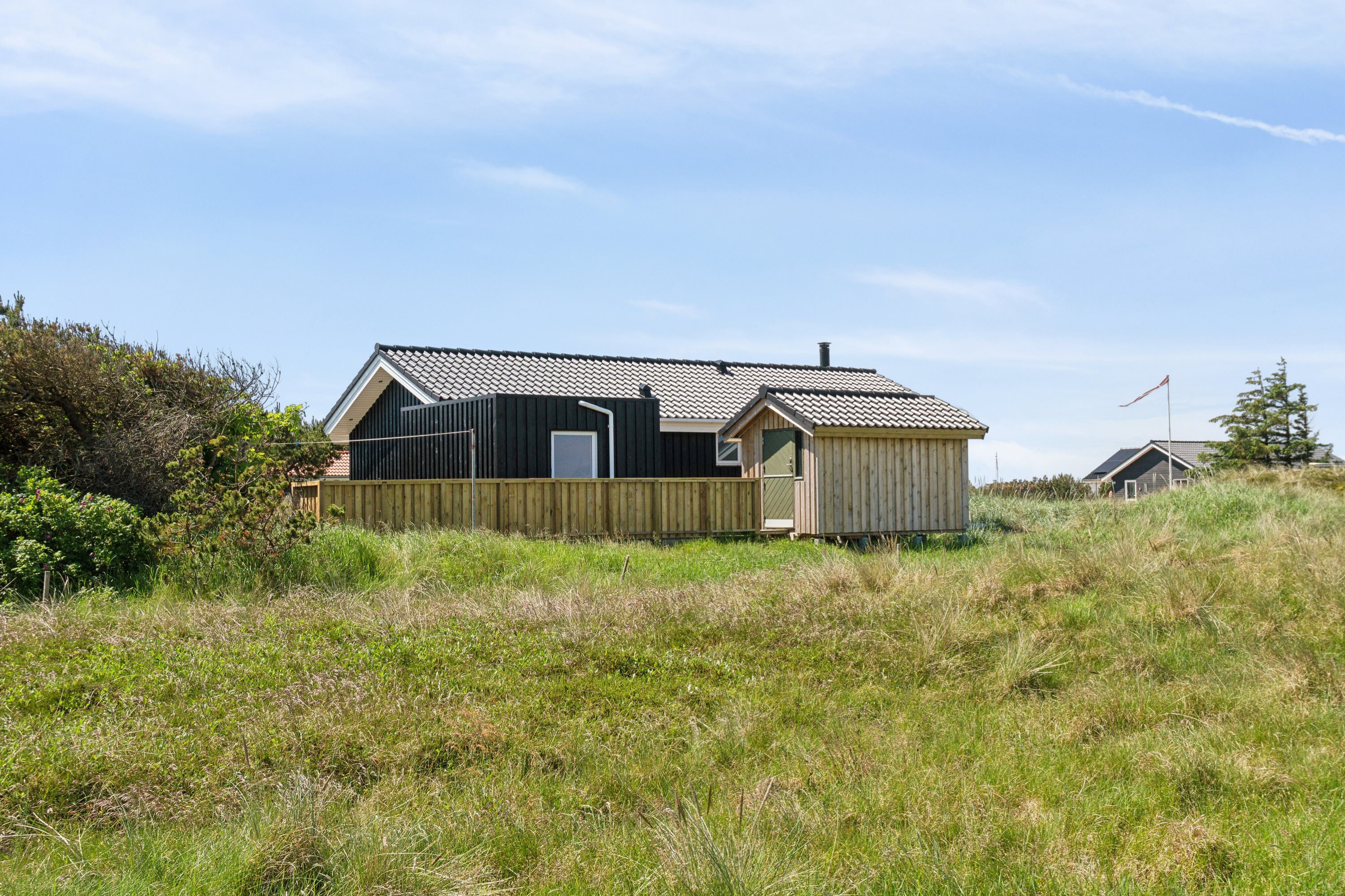 Fremhævet ejendommen billede i fuldskærmstilstand. Billede af Møllebakken 26, Klitmøller, 7700 Thisted