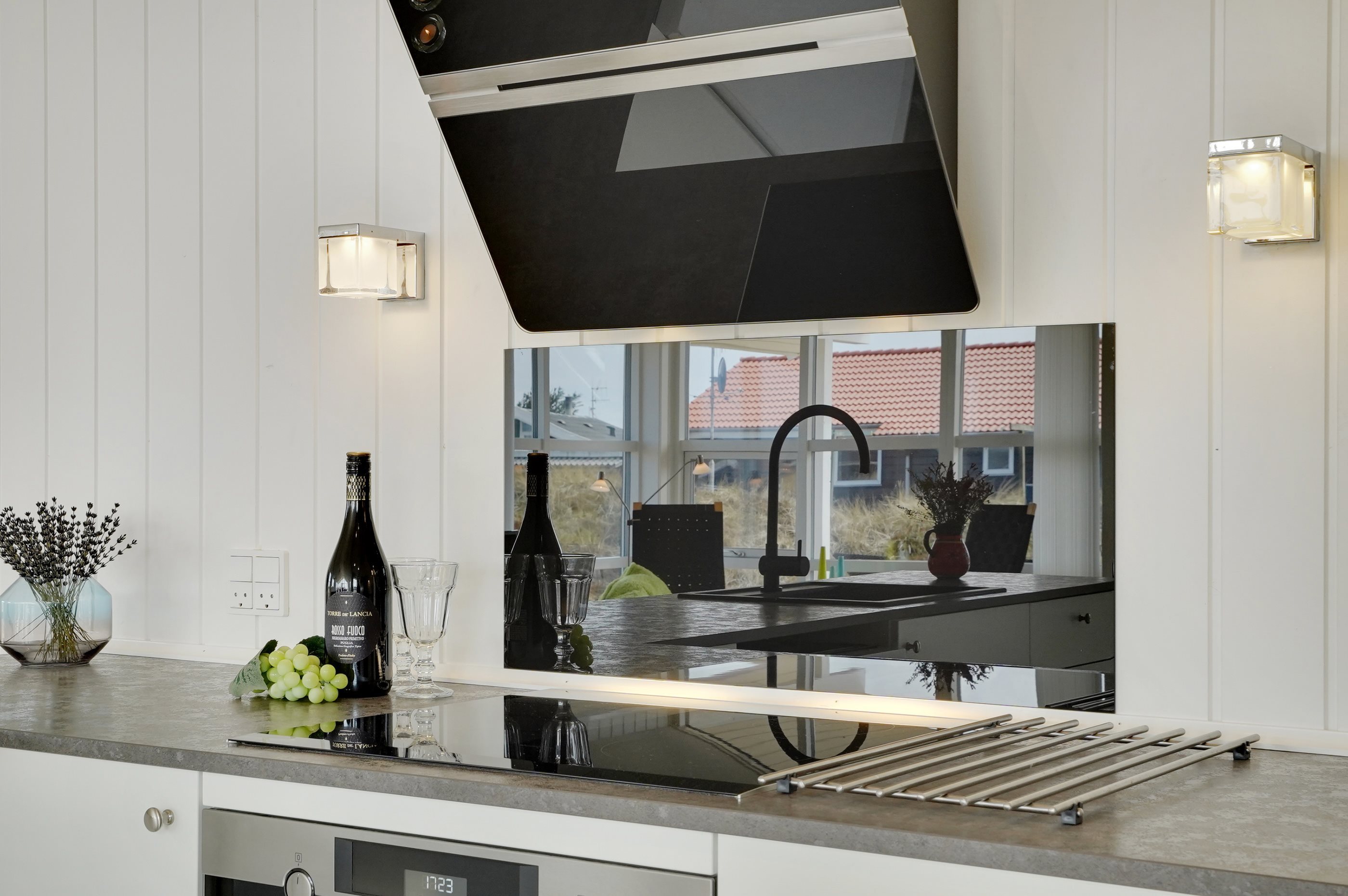 Fremhævet køkken billede i fuldskærmstilstand. Billede af Møllebakken 26, Klitmøller, 7700 Thisted