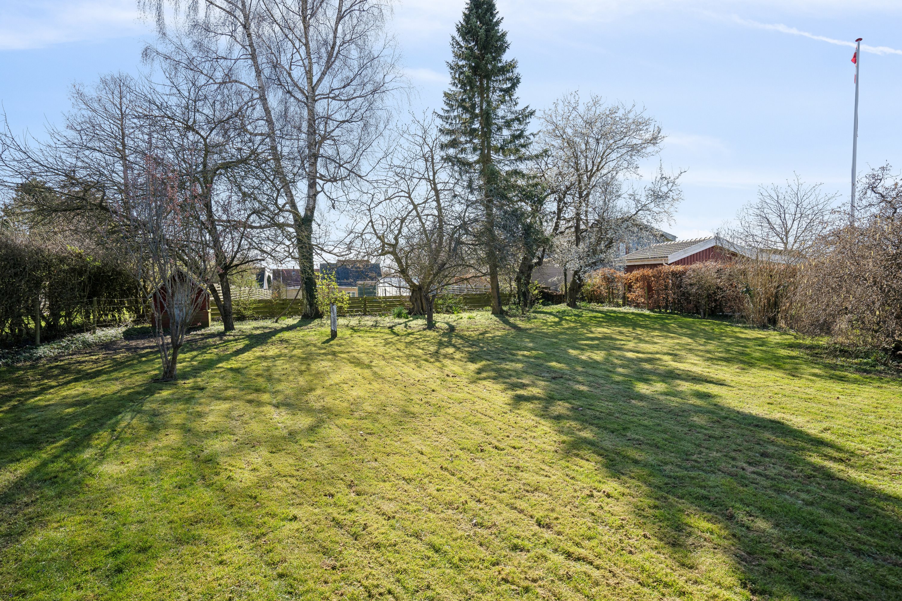 Fremhævet set fra haven billede i fuldskærmstilstand. Billede af Terslev Møllevej 33, 4690 Haslev