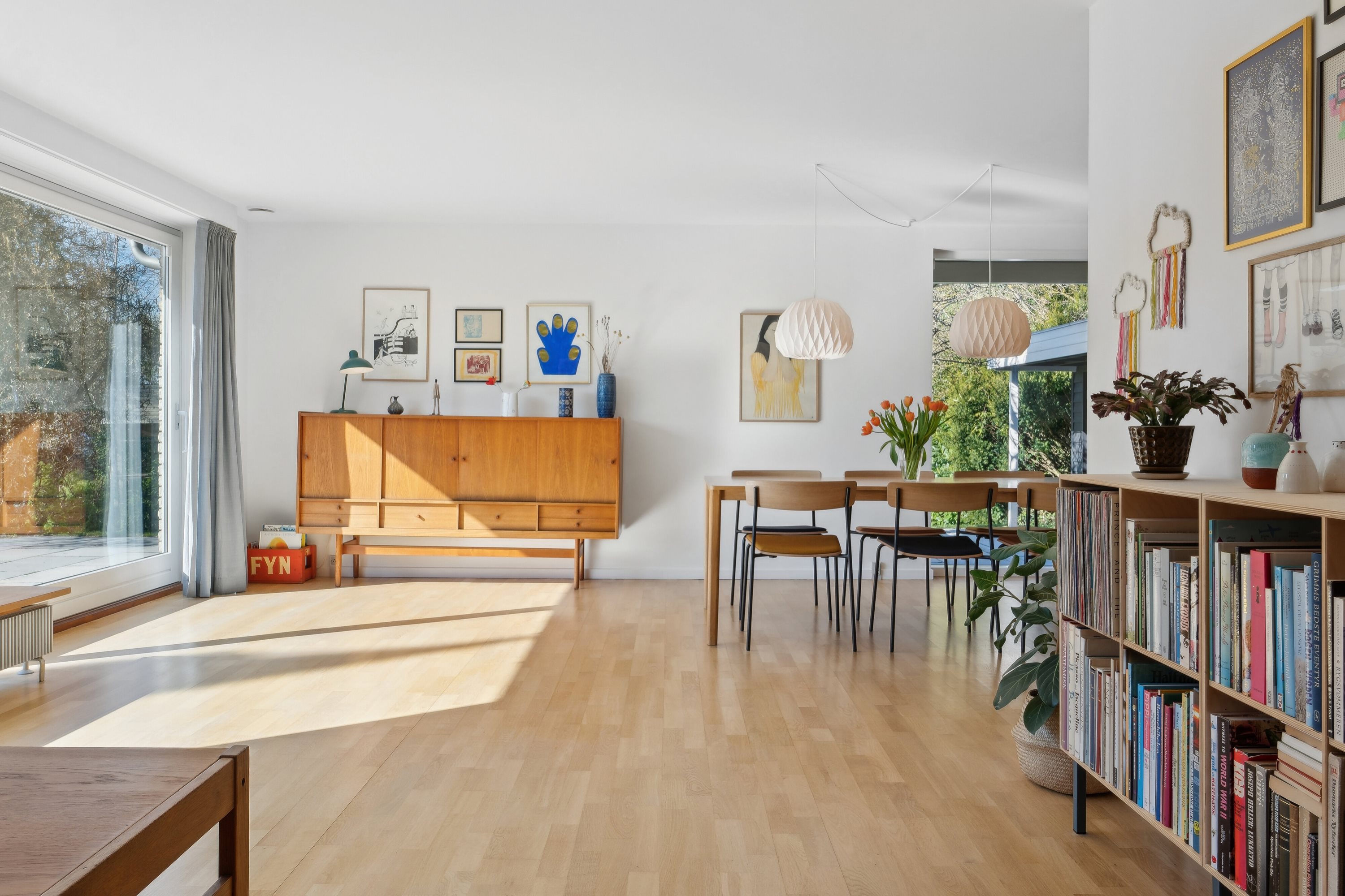 Fremhævet stue billede i fuldskærmstilstand. Billede af Stenbukken 16, 5700 Svendborg