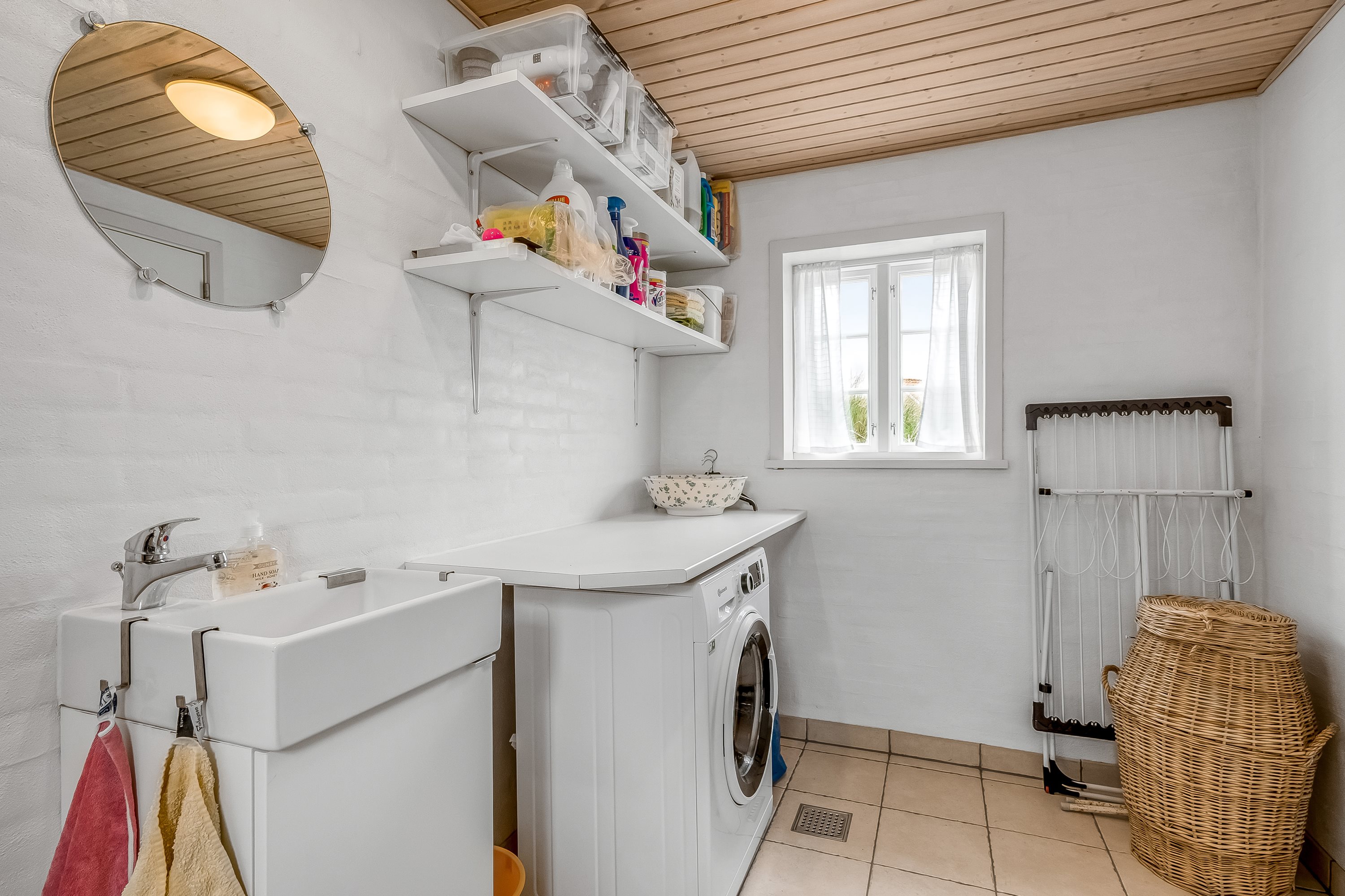 Fremhævet badeværelse billede i fuldskærmstilstand. Billede af Hafavej 9, Søndervig, 6950 Ringkøbing