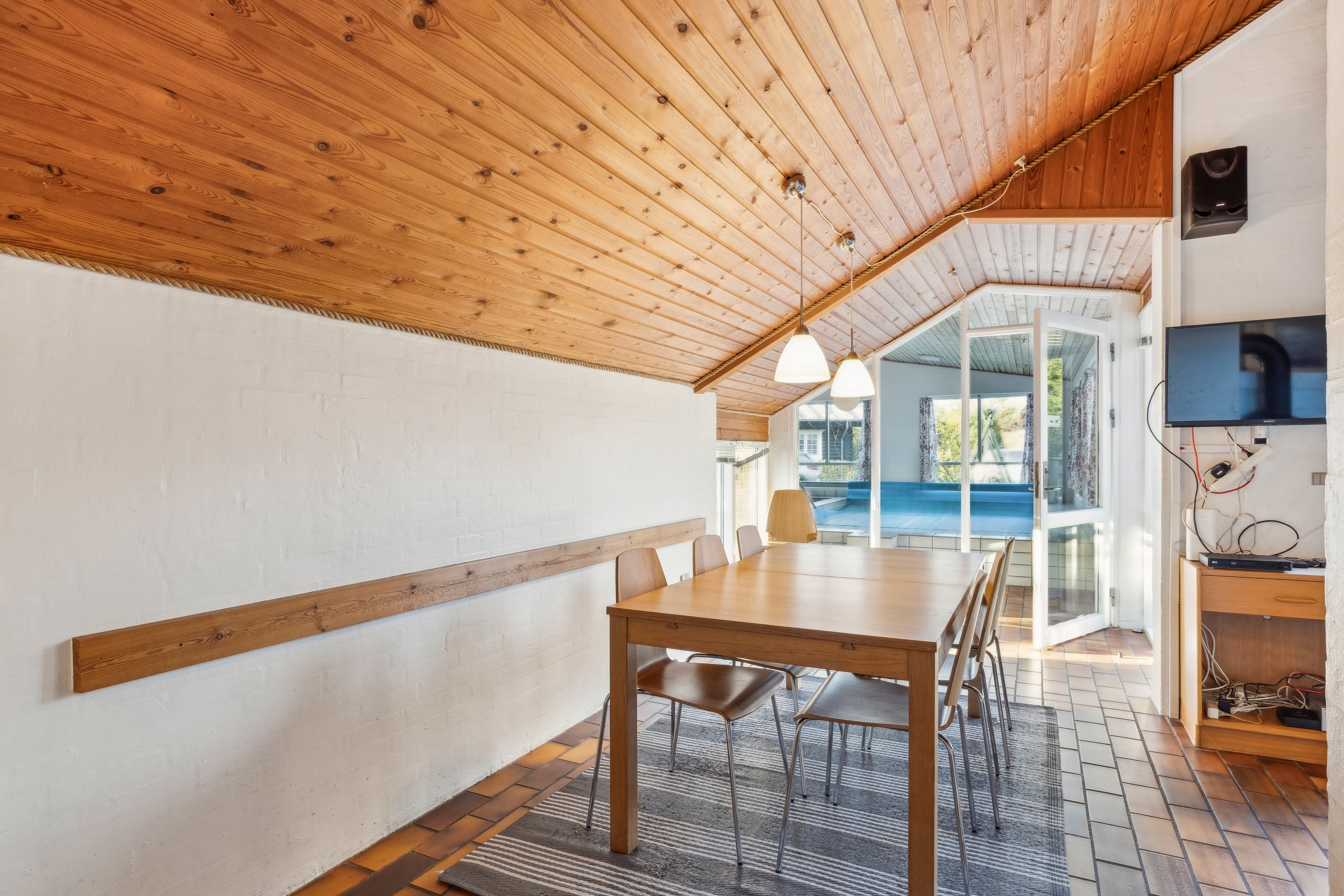 Fremhævet stue billede i fuldskærmstilstand. Billede af Triersvej 46, Fjellerup Strand, 8585 Glesborg