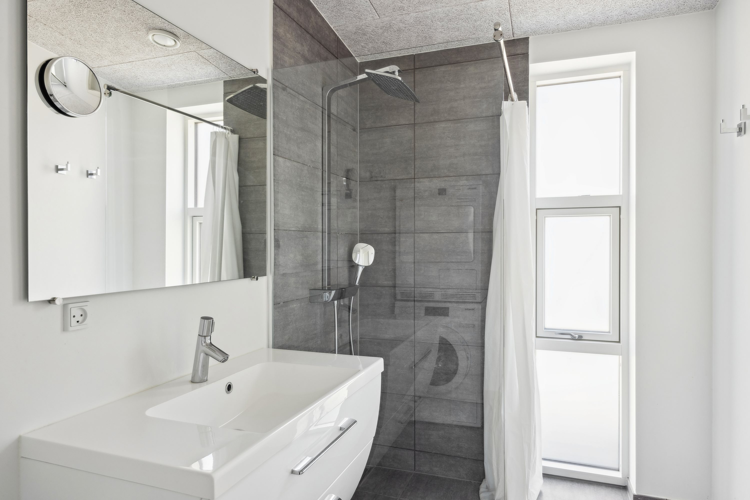 Fremhævet badeværelse billede i fuldskærmstilstand. Billede af Bækholmen 5A, Dråby, 8400 Ebeltoft