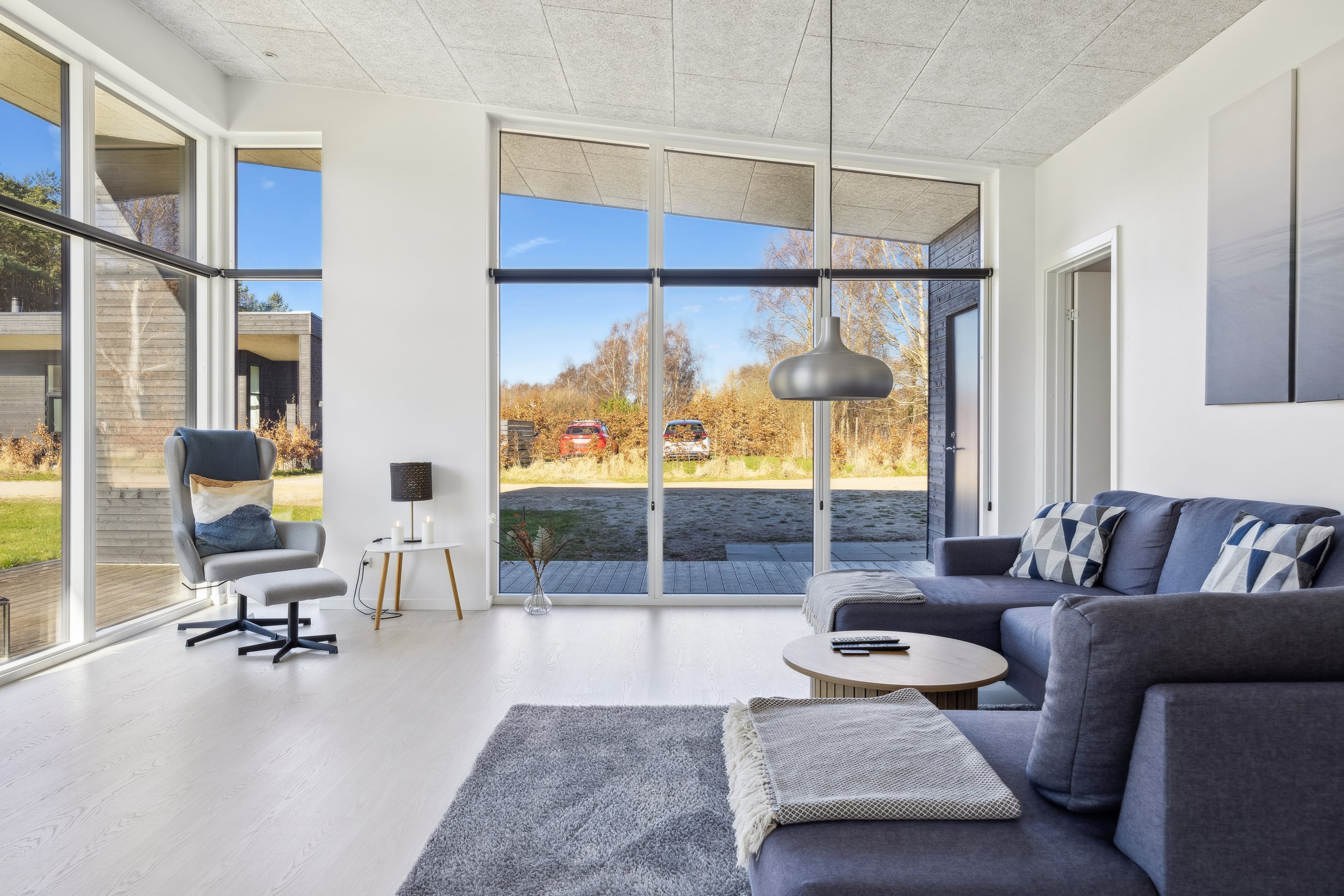 Fremhævet stue billede i fuldskærmstilstand. Billede af Bækholmen 5A, Dråby, 8400 Ebeltoft