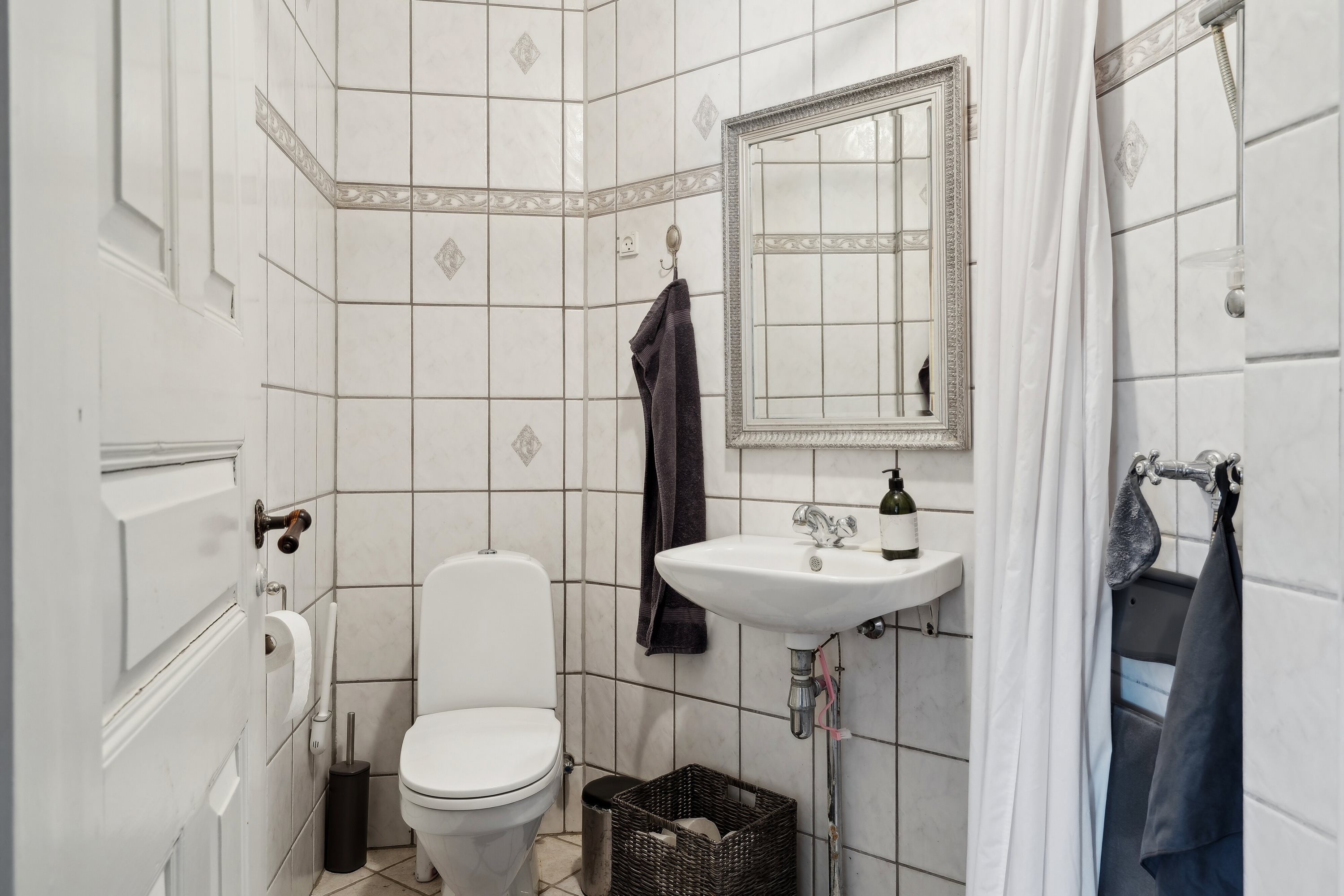 Fremhævet badeværelse billede i fuldskærmstilstand. Billede af Ullerupvænget 24, 5471 Søndersø