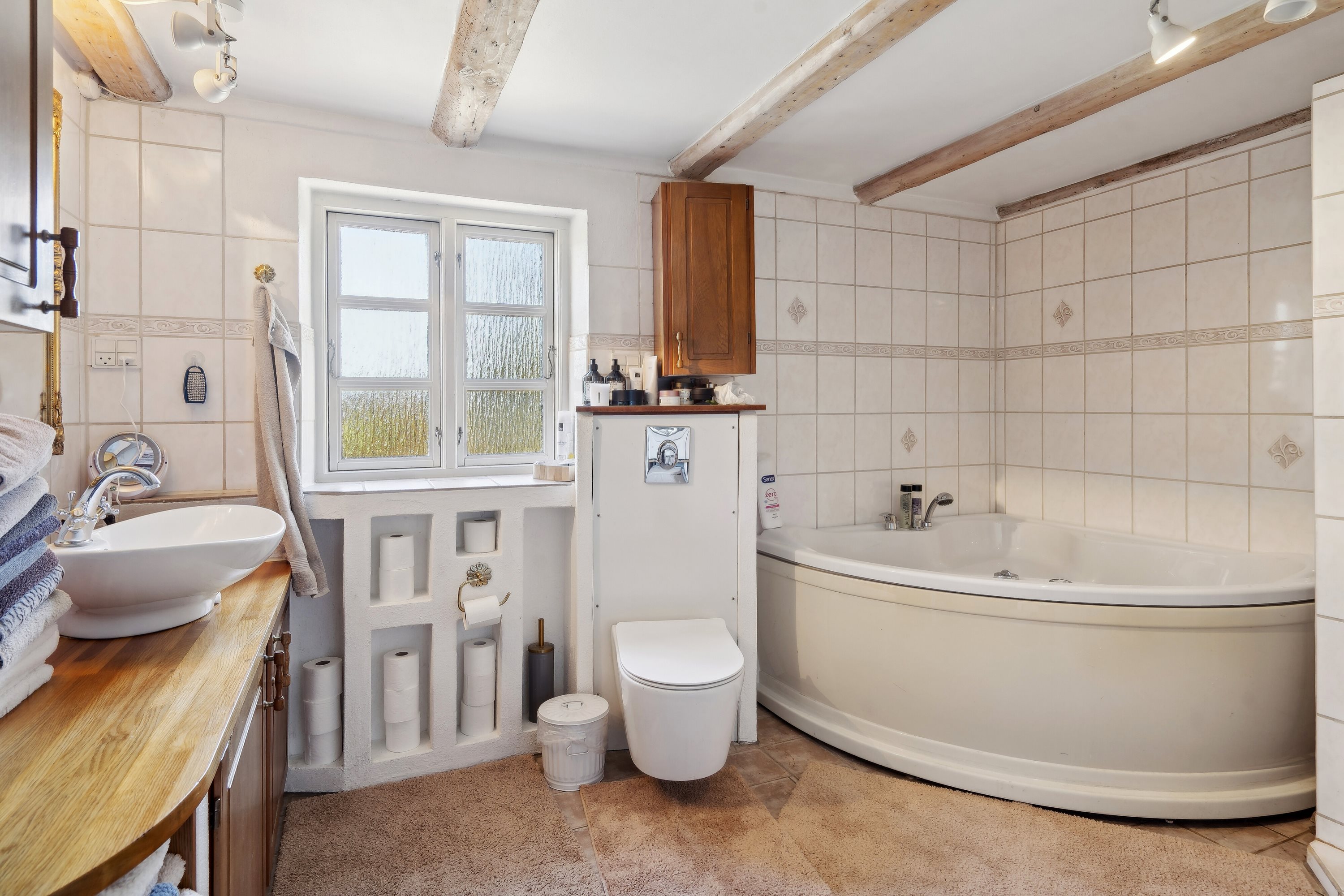 Fremhævet badeværelse billede i fuldskærmstilstand. Billede af Ullerupvænget 24, 5471 Søndersø