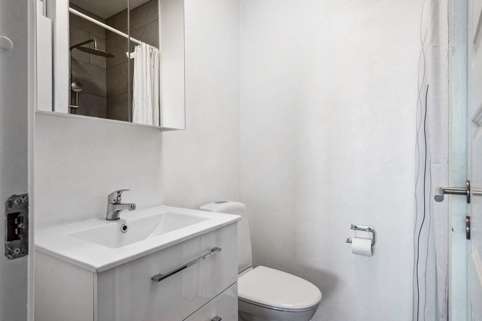 Fremhævet badeværelse billede i fuldskærmstilstand. Billede af Ægirsvej 29, 3. th., 8920 Randers NV