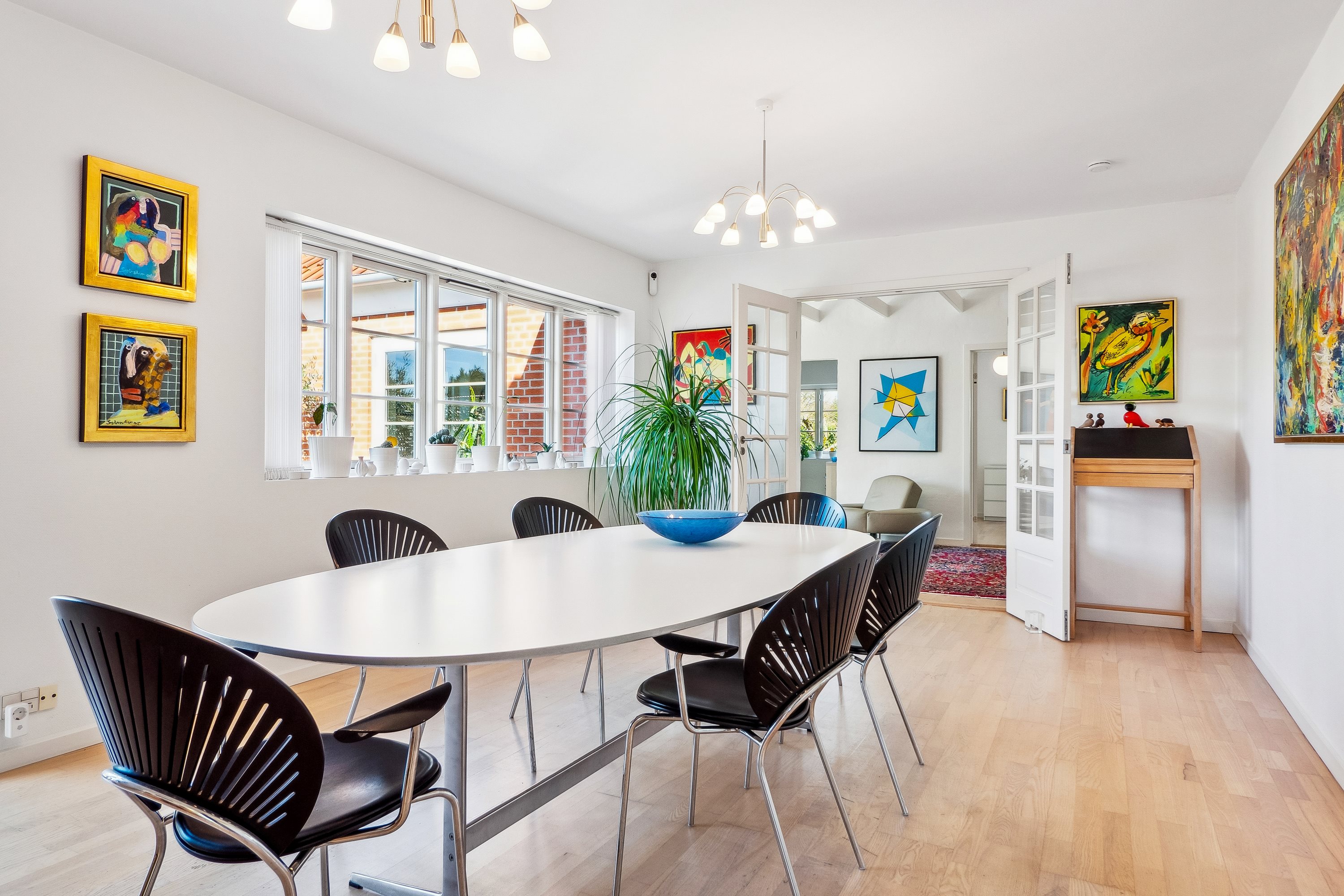 Fremhævet stue billede i fuldskærmstilstand. Billede af Hyttebovej 10, 2660 Brøndby Strand