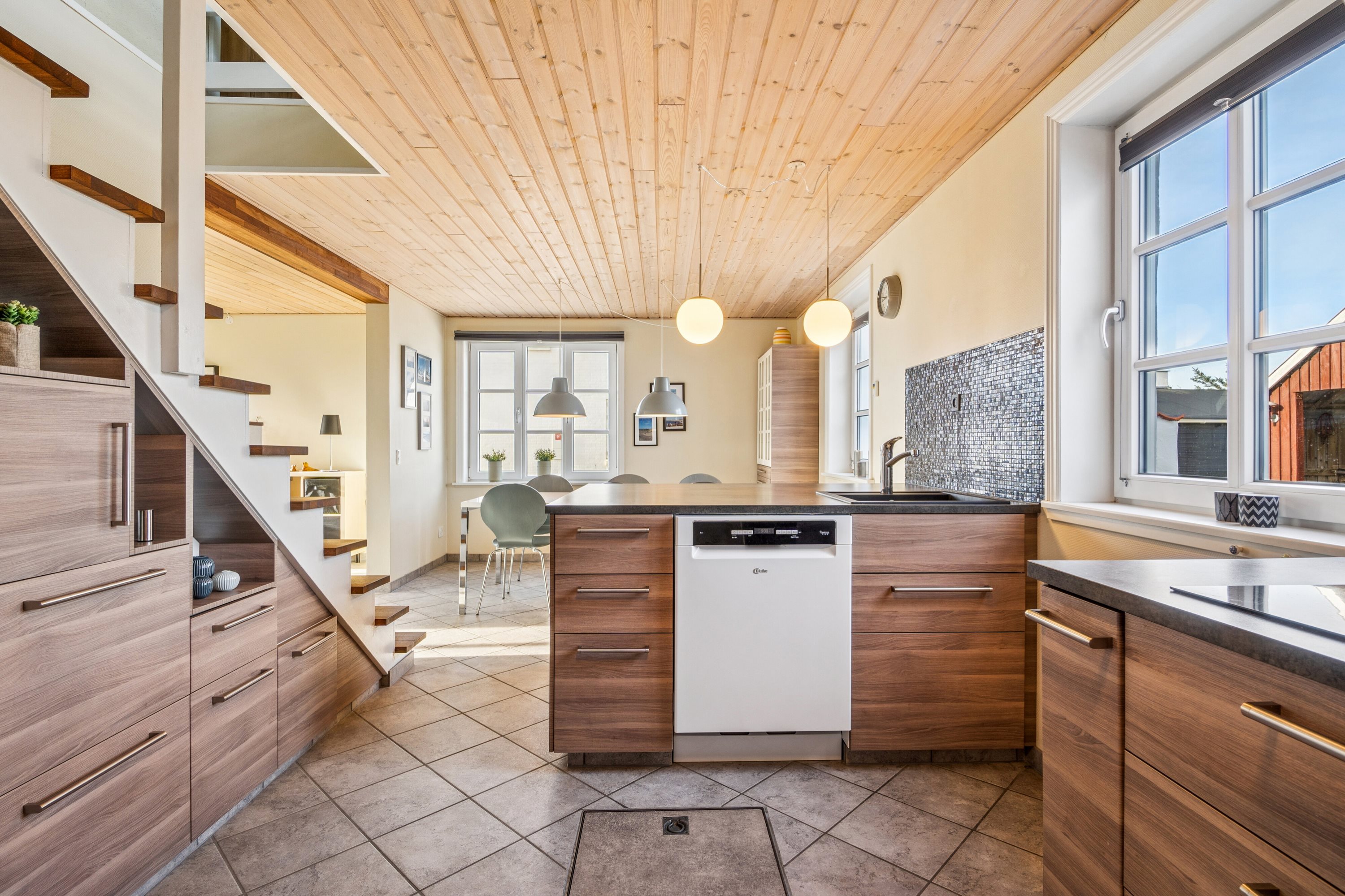 Fremhævet køkken billede i fuldskærmstilstand. Billede af Knottivej 3, Vorupør, 7700 Thisted