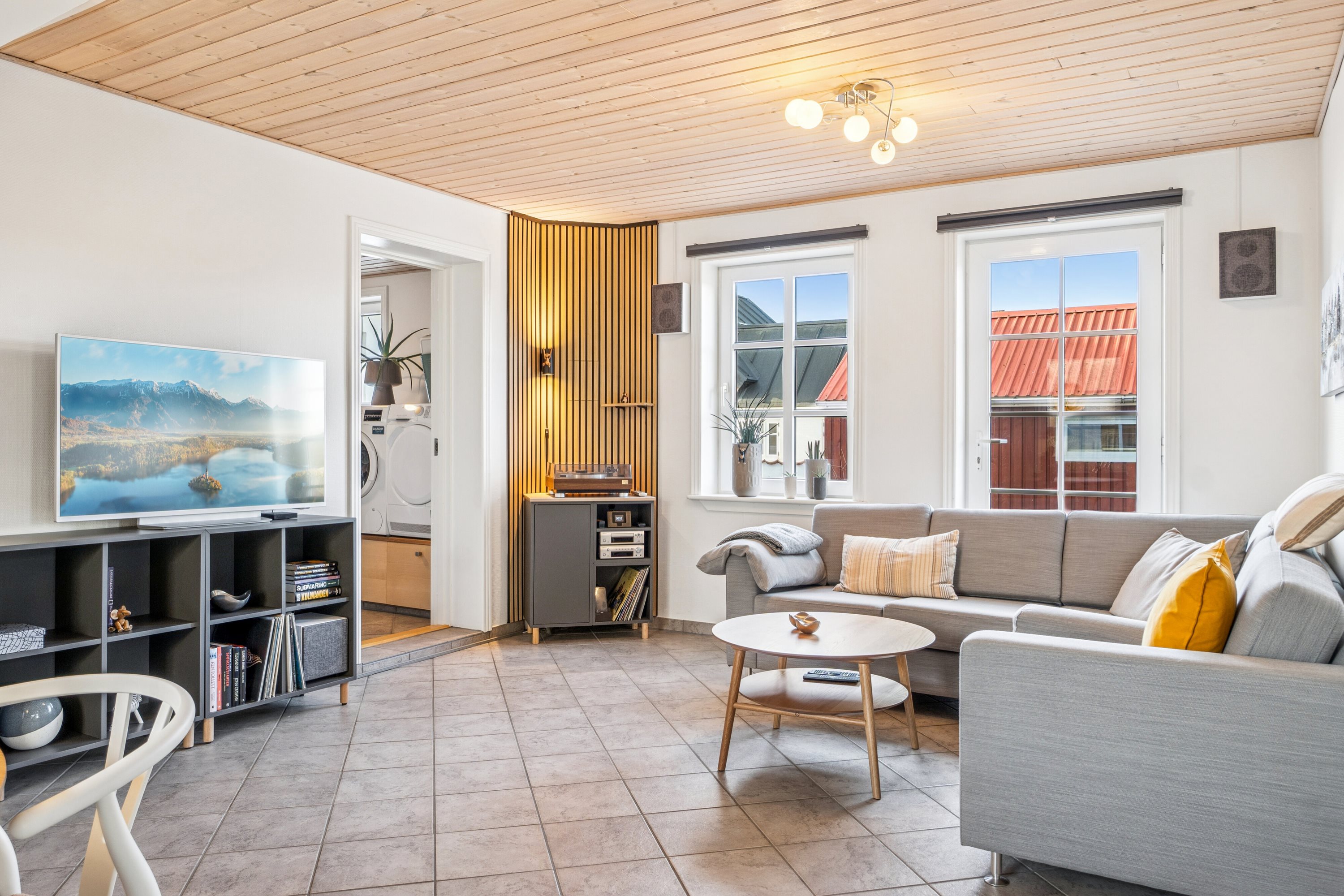 Fremhævet stue billede i fuldskærmstilstand. Billede af Knottivej 3, Vorupør, 7700 Thisted