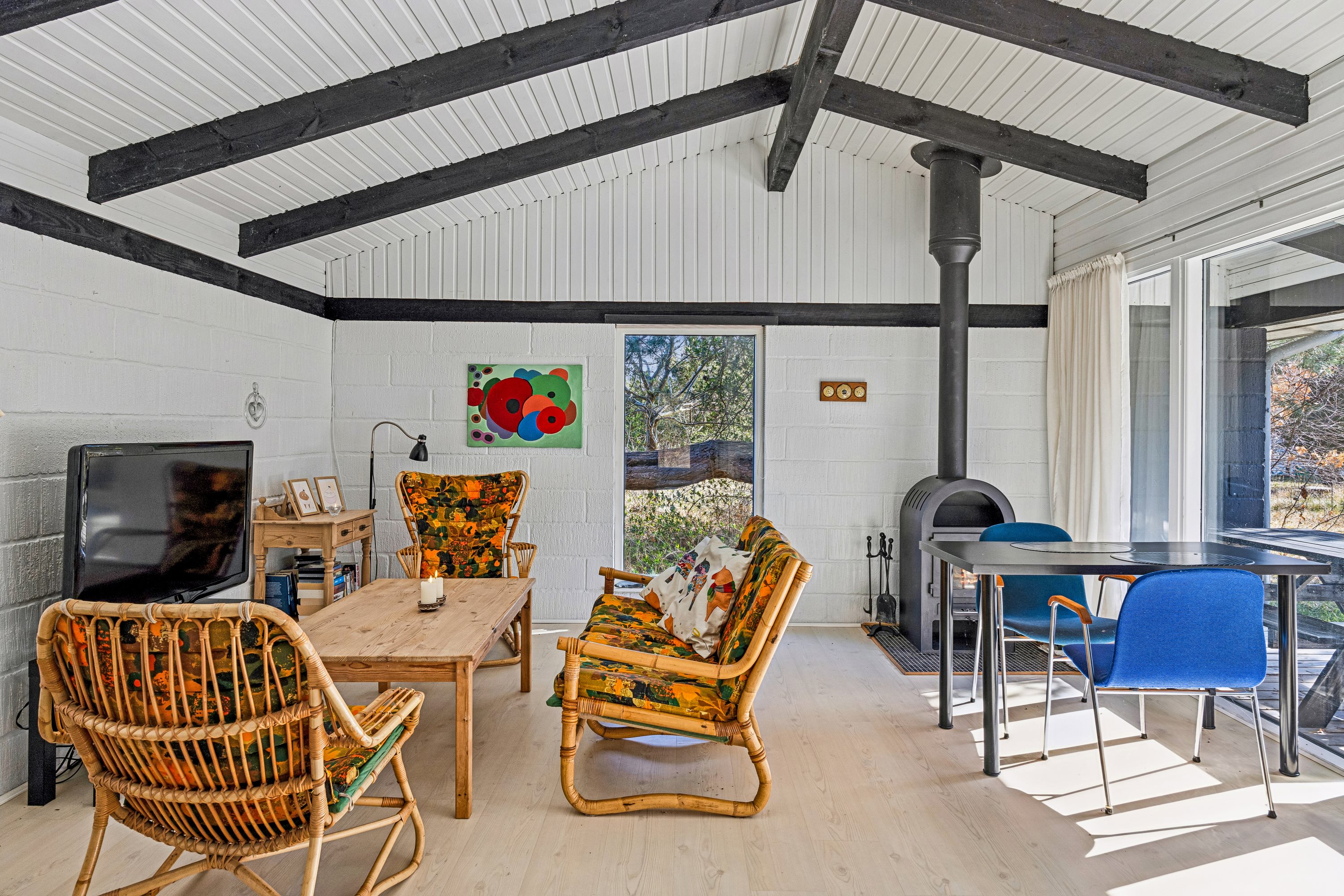 Fremhævet stue billede i fuldskærmstilstand. Billede af Øreflippen 42, Øer Strand, 8400 Ebeltoft