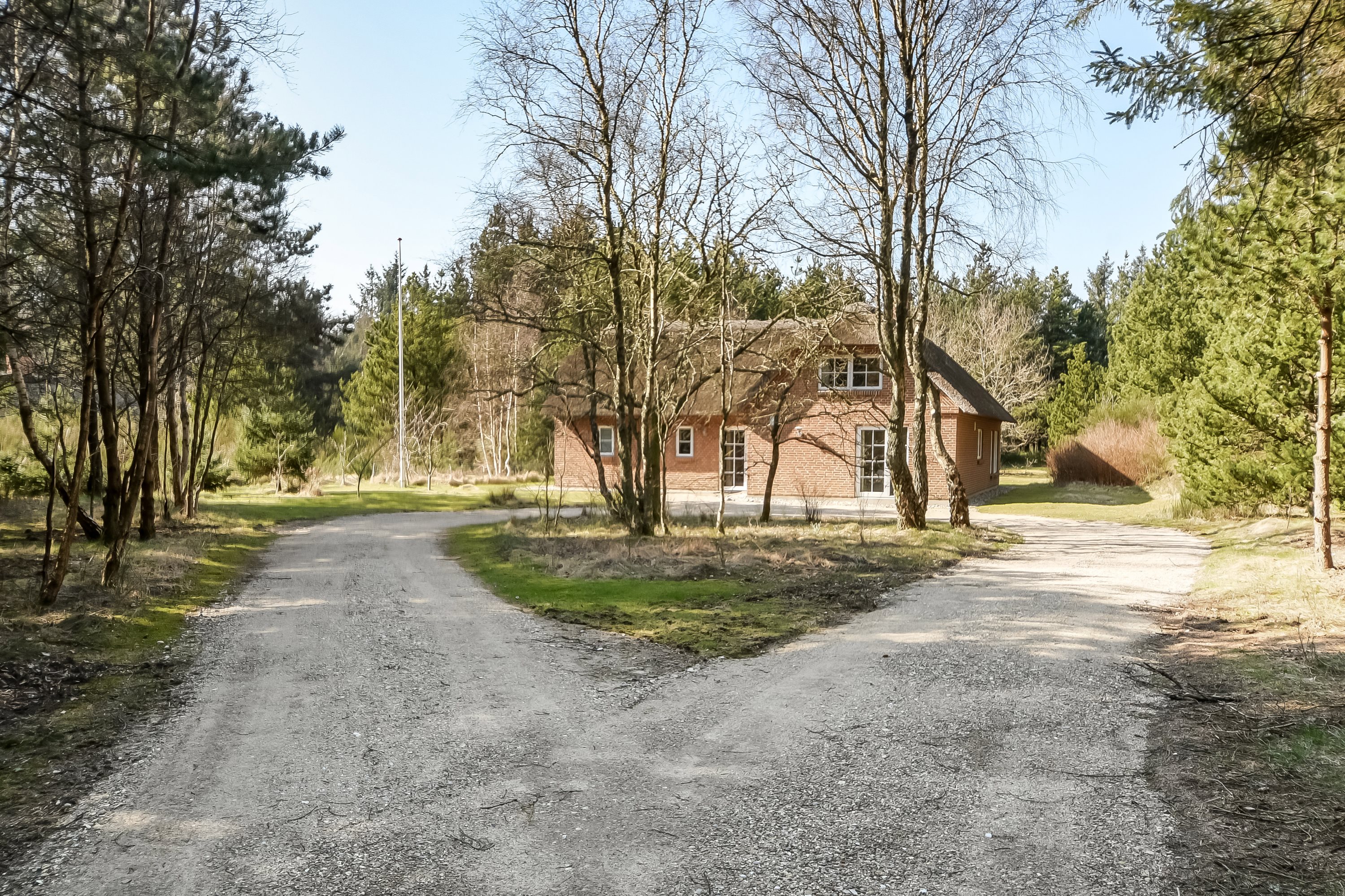 Fremhævet ejendommen billede i fuldskærmstilstand. Billede af Bækbyvej 63, Husby, 6990 Ulfborg