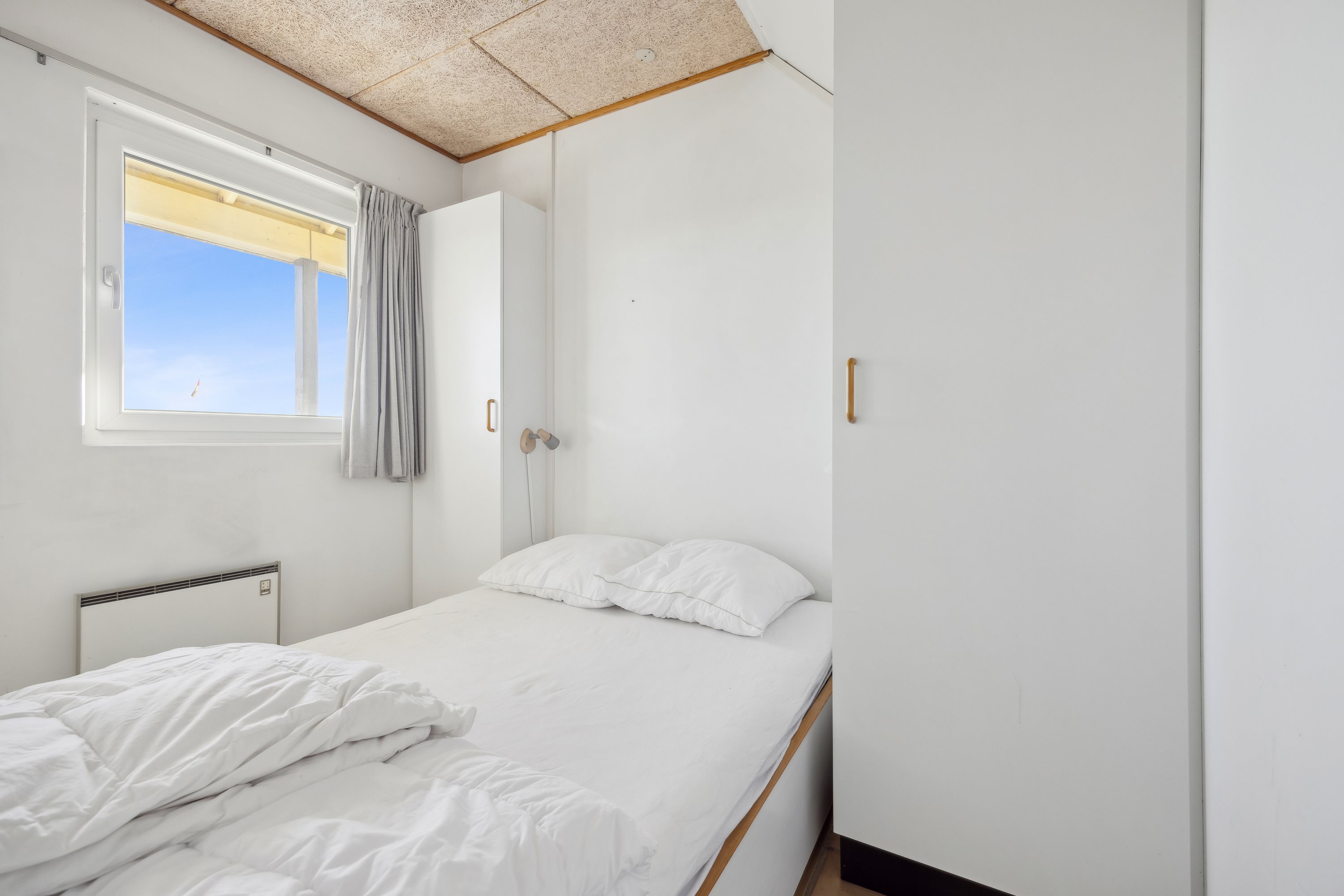 Fremhævet værelse billede i fuldskærmstilstand. Billede af Lyngbyvej 239D, 1., Lyngby, 9480 Løkken