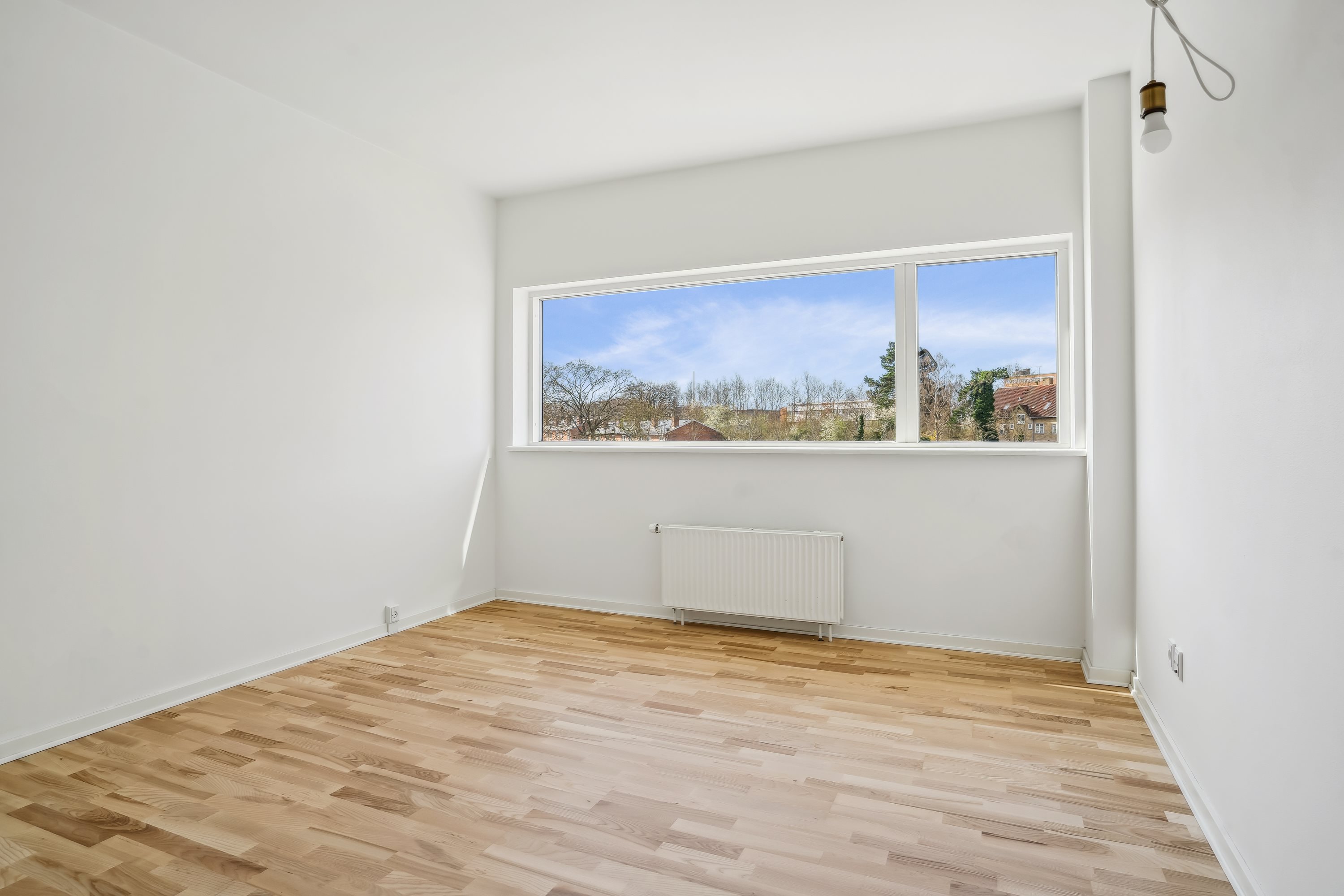 Fremhævet værelse billede i fuldskærmstilstand. Billede af Bagsværd Hovedgade 130A, 1. 3., 2880 Bagsværd