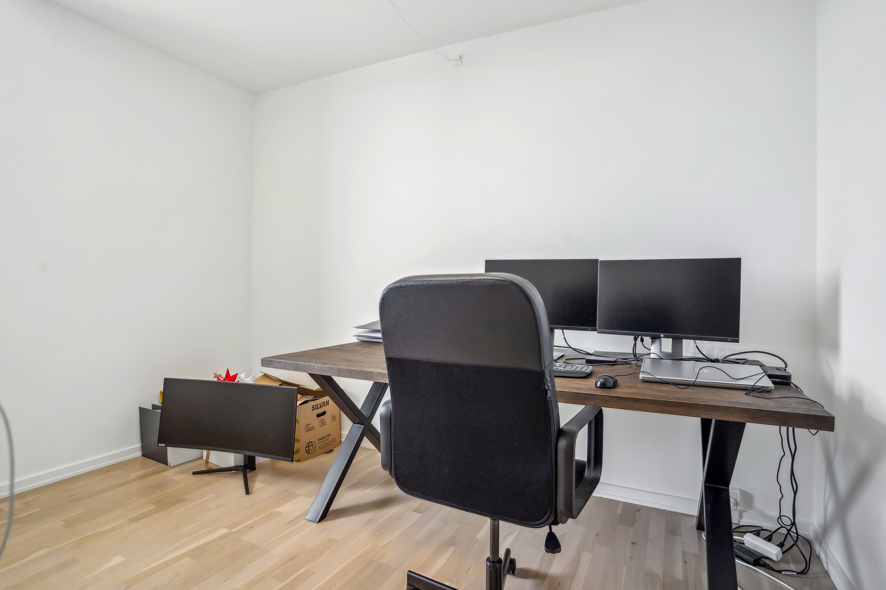 Fremhævet stue billede i fuldskærmstilstand. Billede af Bagsværd Hovedgade 130A, 2. 1., 2880 Bagsværd