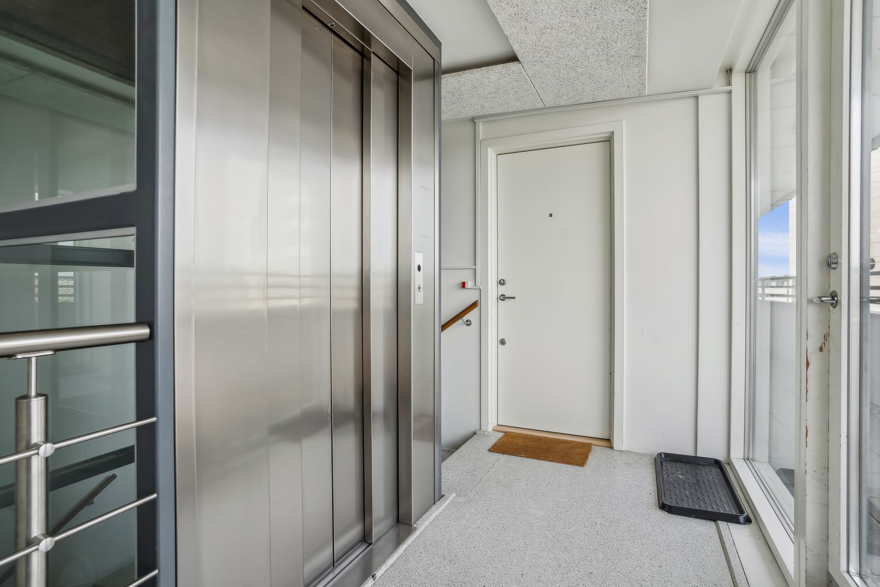 Miniaturebillede 2: entré. Billede af Bagsværd Hovedgade 130A, 2. 1., 2880 Bagsværd