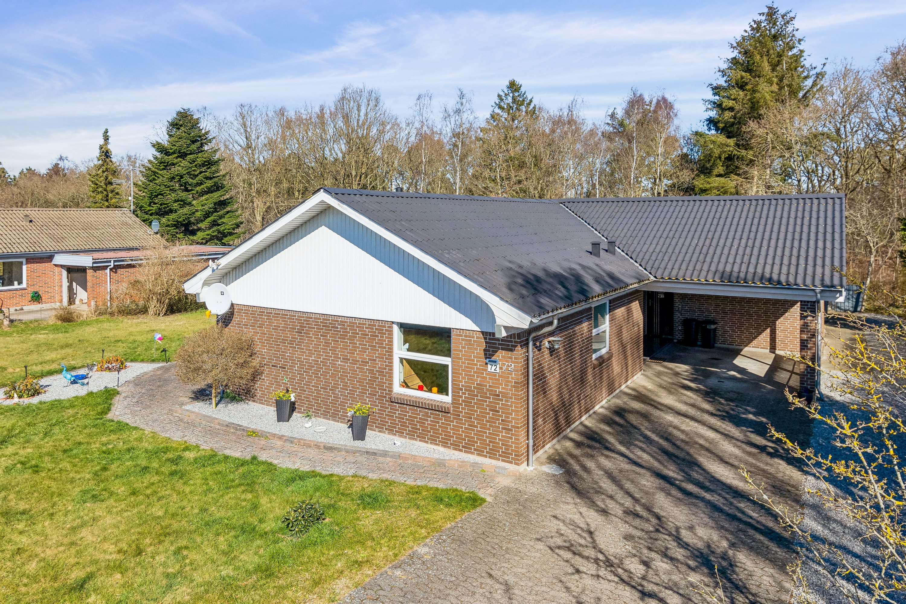 Miniaturebillede 1: . Billede af Gyvelskrænten 72, 8961 Allingåbro