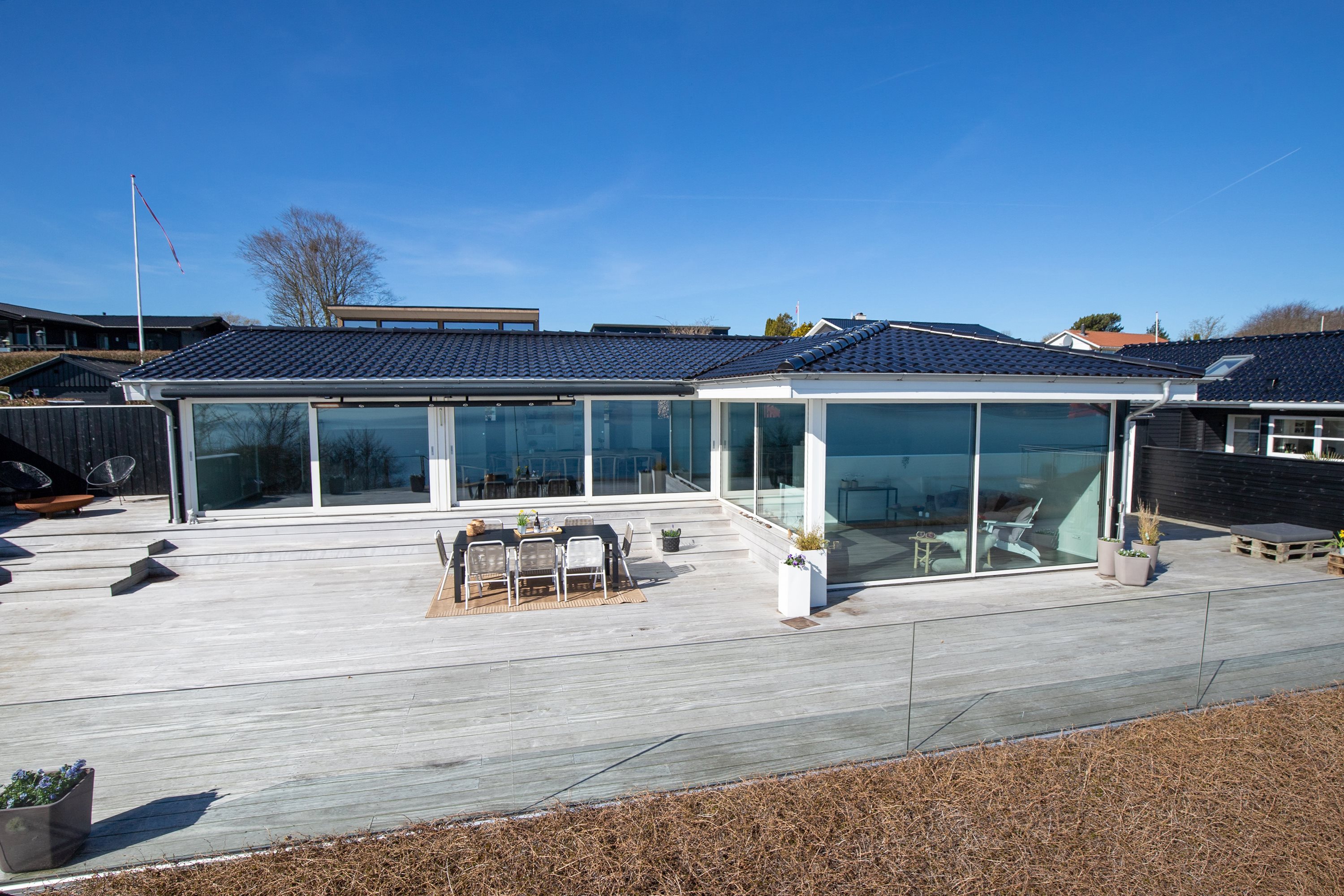 Fremhævet mastefoto billede i fuldskærmstilstand. Billede af Niels Pedersensvej 45B, Mørkholt, 7080 Børkop