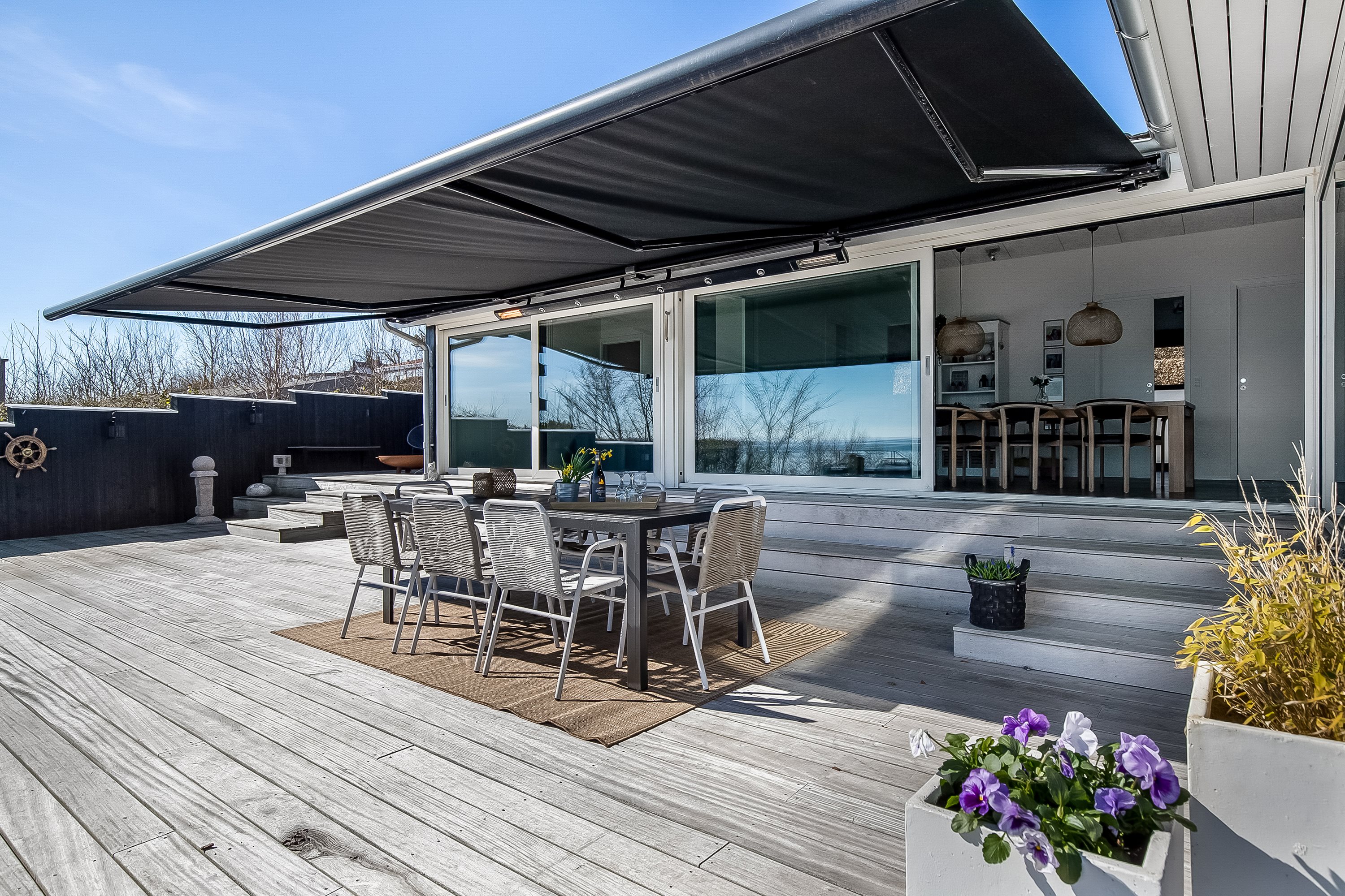 Fremhævet terrasse billede i fuldskærmstilstand. Billede af Niels Pedersensvej 45B, Mørkholt, 7080 Børkop