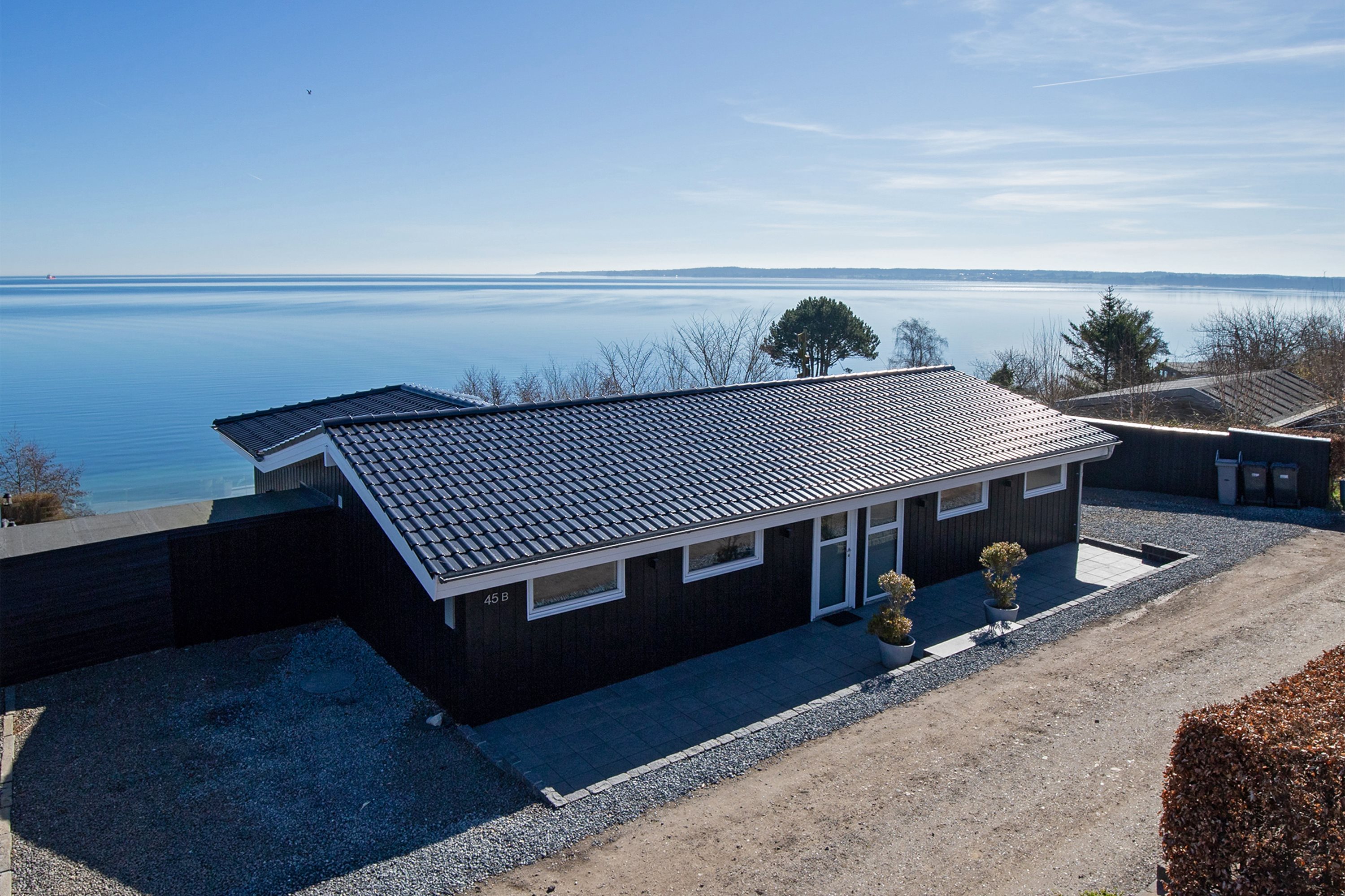 Fremhævet mastefoto billede i fuldskærmstilstand. Billede af Niels Pedersensvej 45B, Mørkholt, 7080 Børkop
