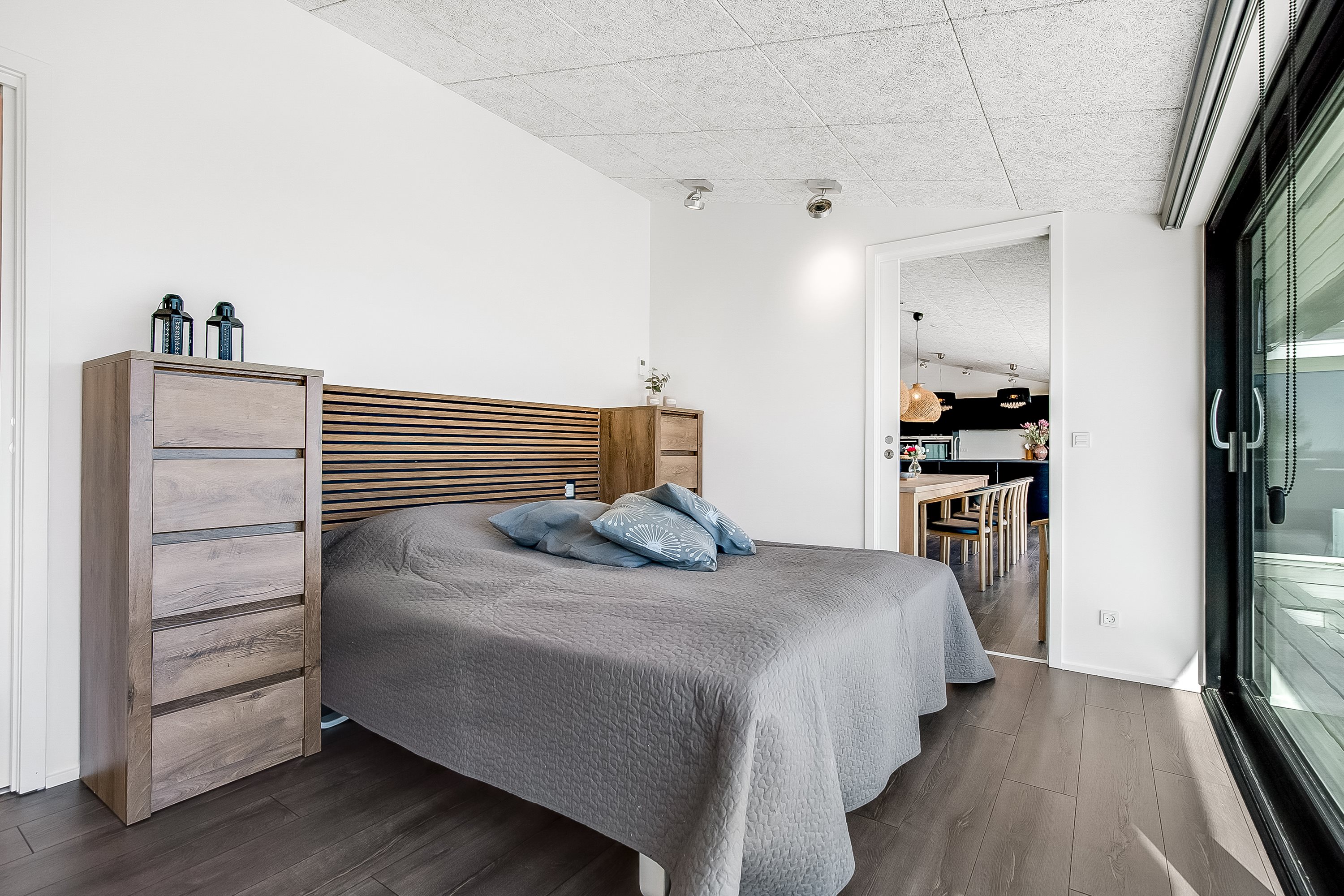 Fremhævet soveværelse billede i fuldskærmstilstand. Billede af Niels Pedersensvej 45B, Mørkholt, 7080 Børkop