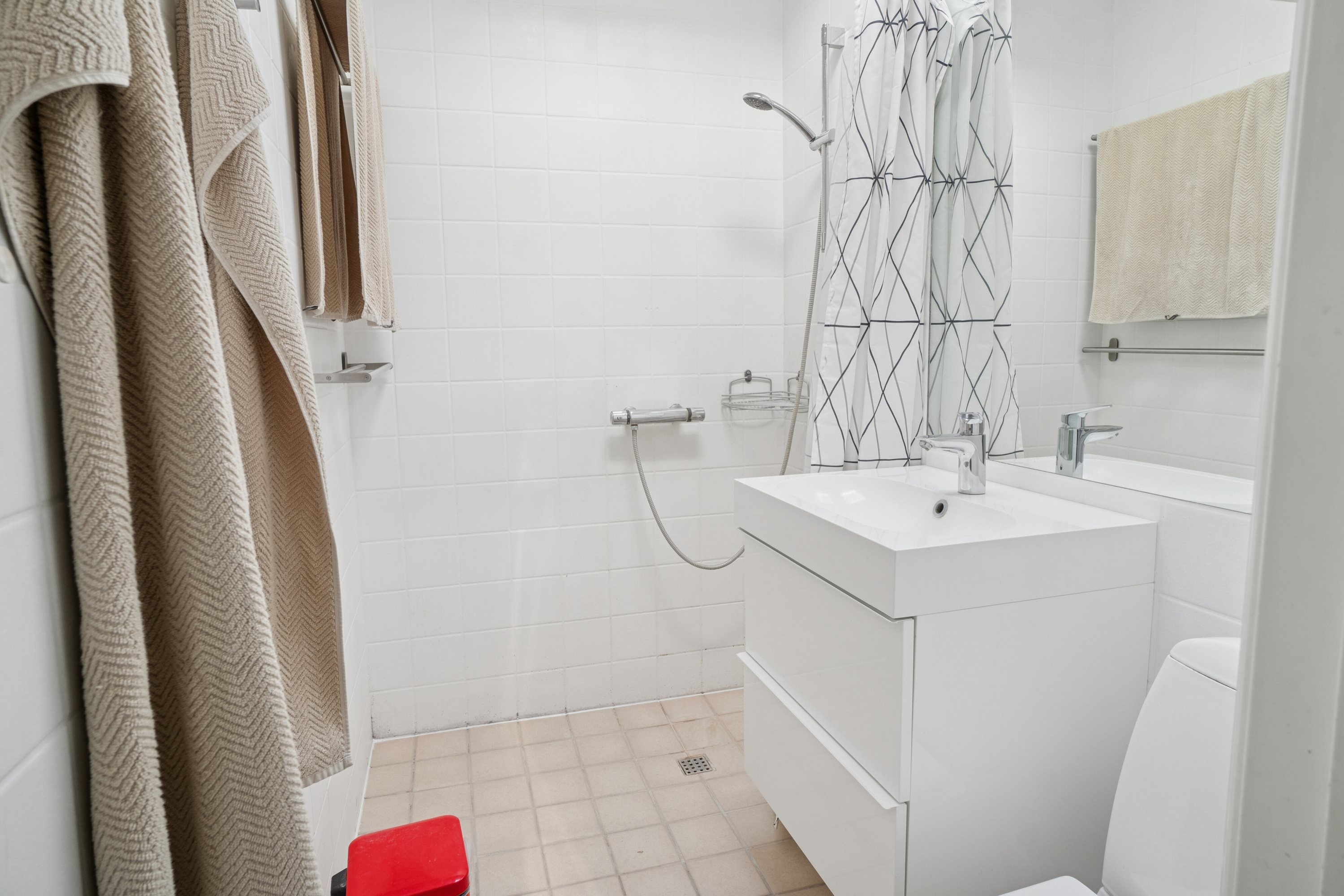 Fremhævet badeværelse billede i fuldskærmstilstand. Billede af Byskellet 29, 4400 Kalundborg