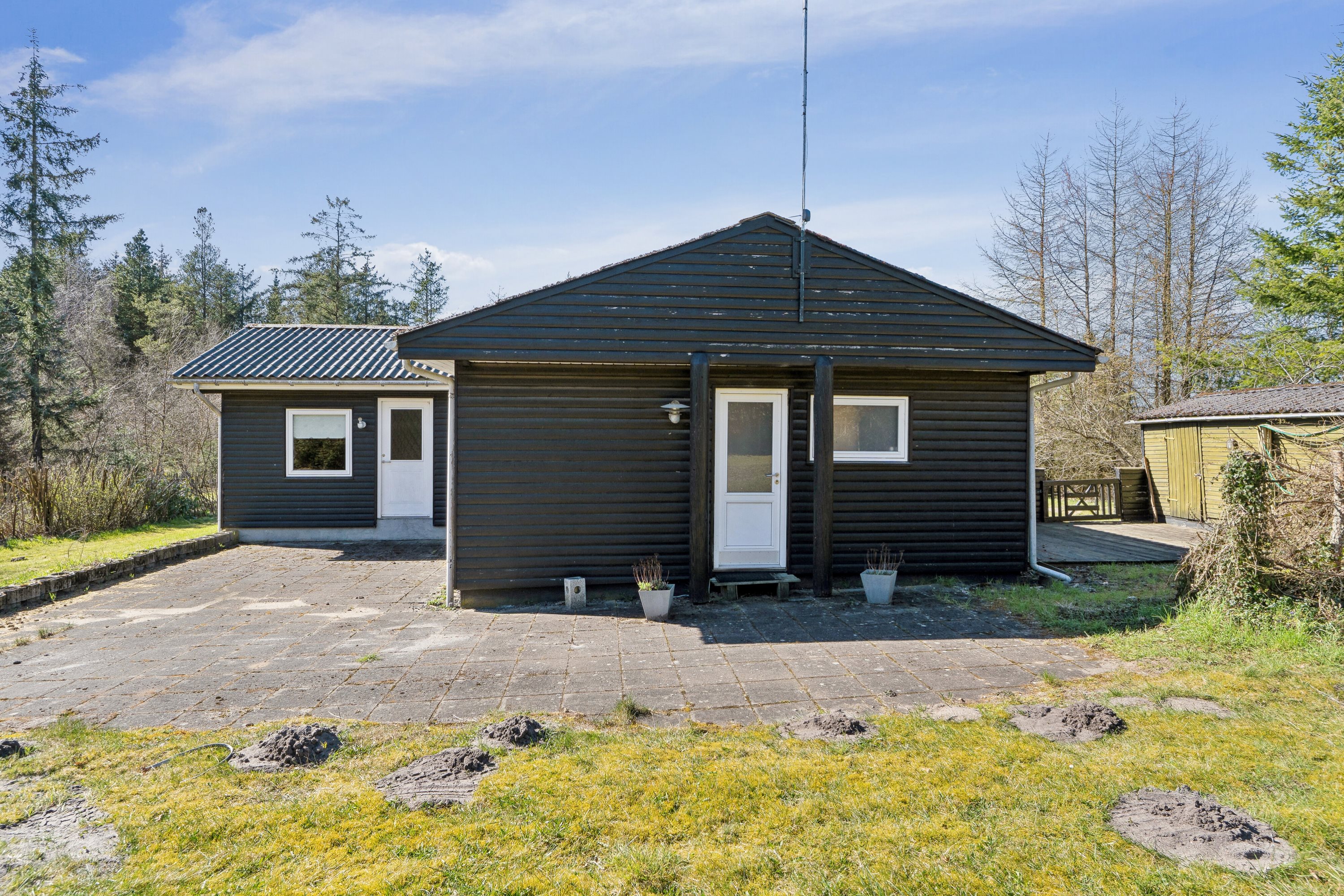 Fremhævet udendørs billede i fuldskærmstilstand. Billede af Tyttebærvej 48, 7441 Bording