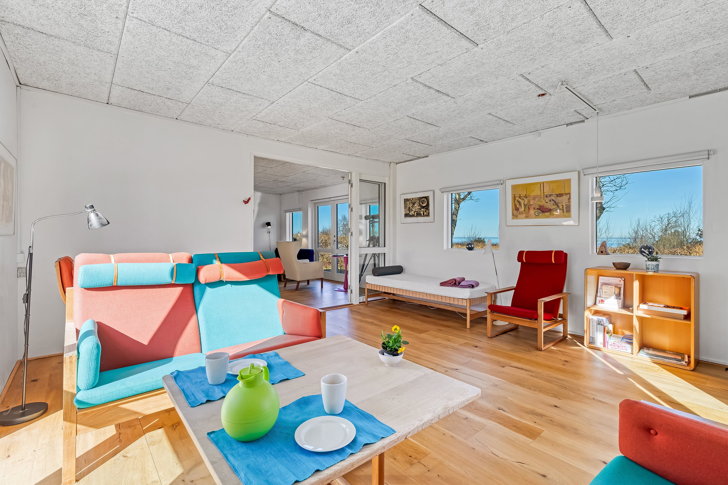 Fremhævet stue billede i fuldskærmstilstand. Billede af Udsholt Strandvej 31, 3250 Gilleleje