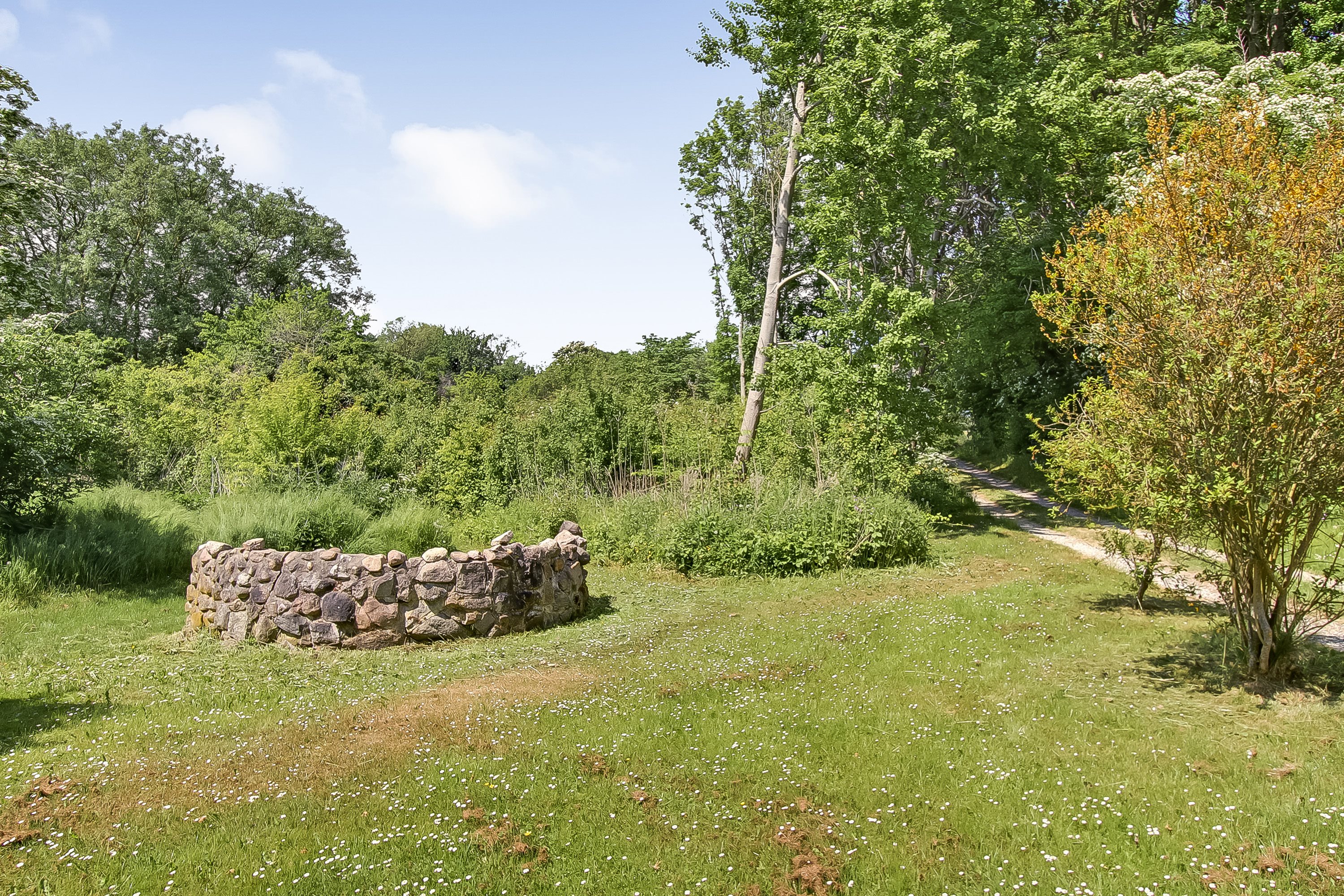 Fremhævet udenomsarealer billede i fuldskærmstilstand. Billede af Norsmindevej 170, 8340 Malling