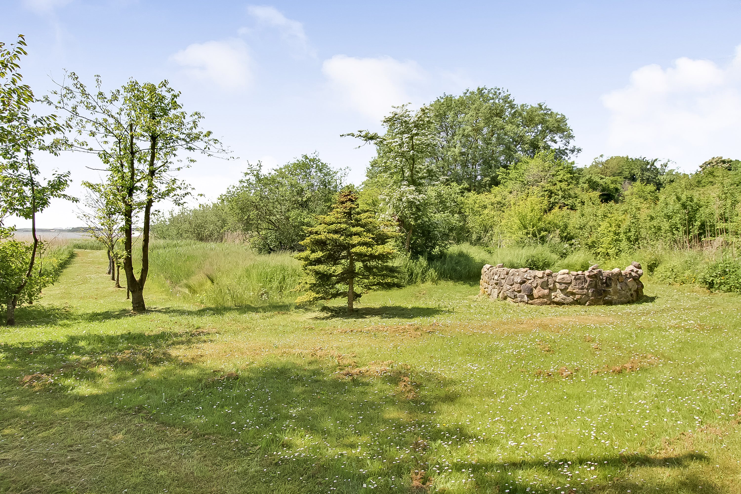 Fremhævet udenomsarealer billede i fuldskærmstilstand. Billede af Norsmindevej 170, 8340 Malling