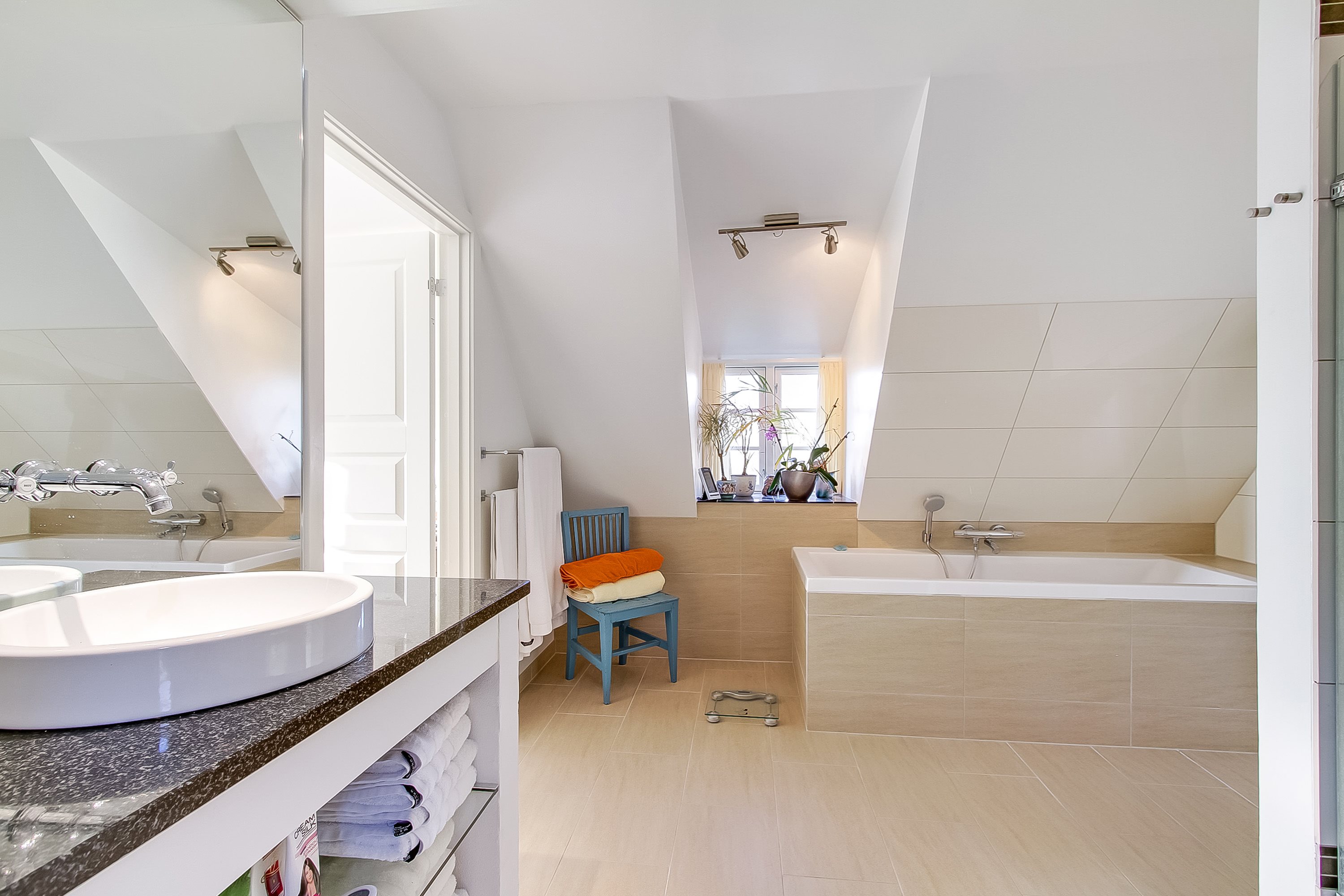 Fremhævet badeværelse billede i fuldskærmstilstand. Billede af Norsmindevej 170, 8340 Malling