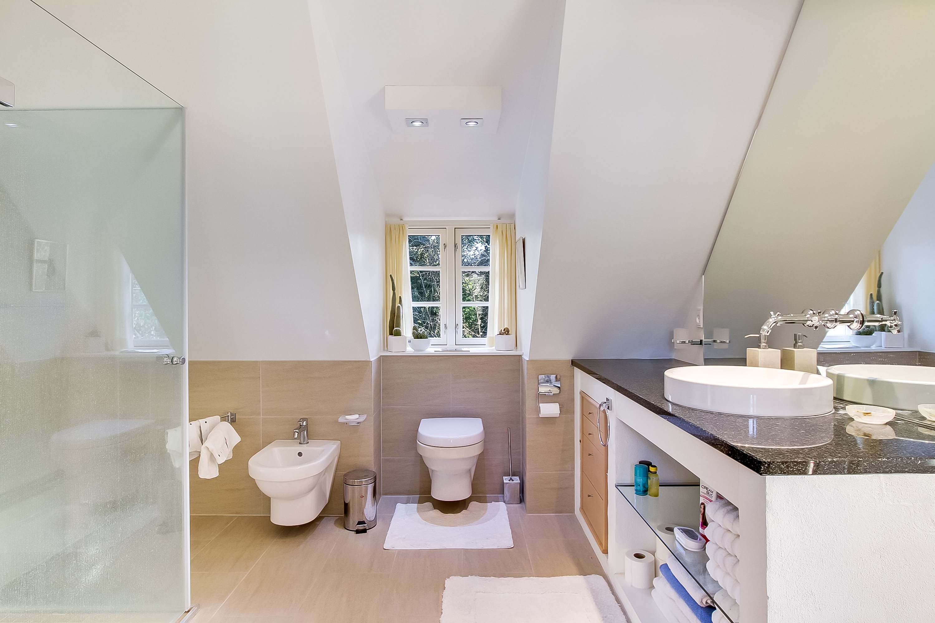 Fremhævet badeværelse billede i fuldskærmstilstand. Billede af Norsmindevej 170, 8340 Malling