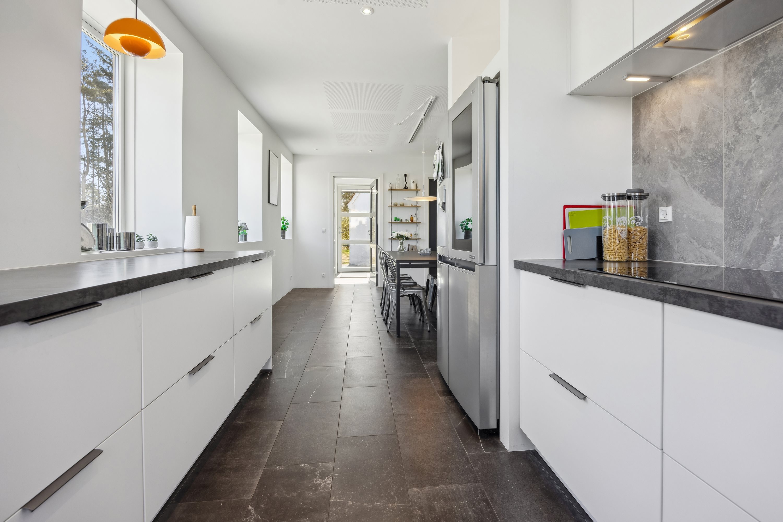 Fremhævet køkken billede i fuldskærmstilstand. Billede af Aalborgvej 315, 9362 Gandrup